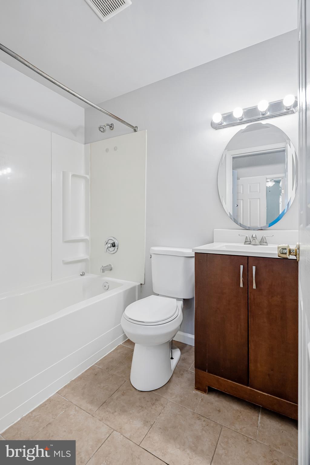 WASHINGTON VILLAGE - Residential