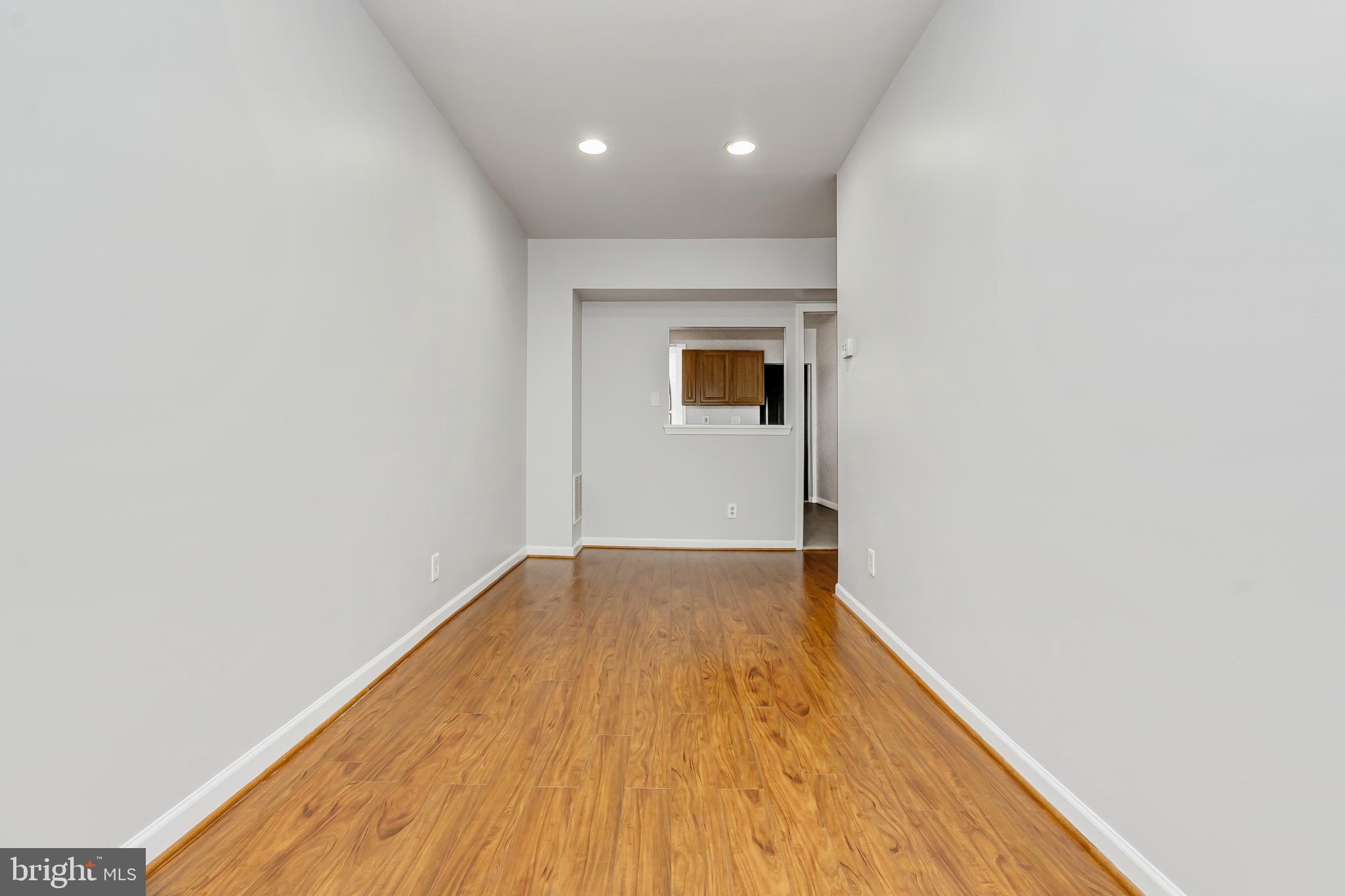 WASHINGTON VILLAGE - Residential