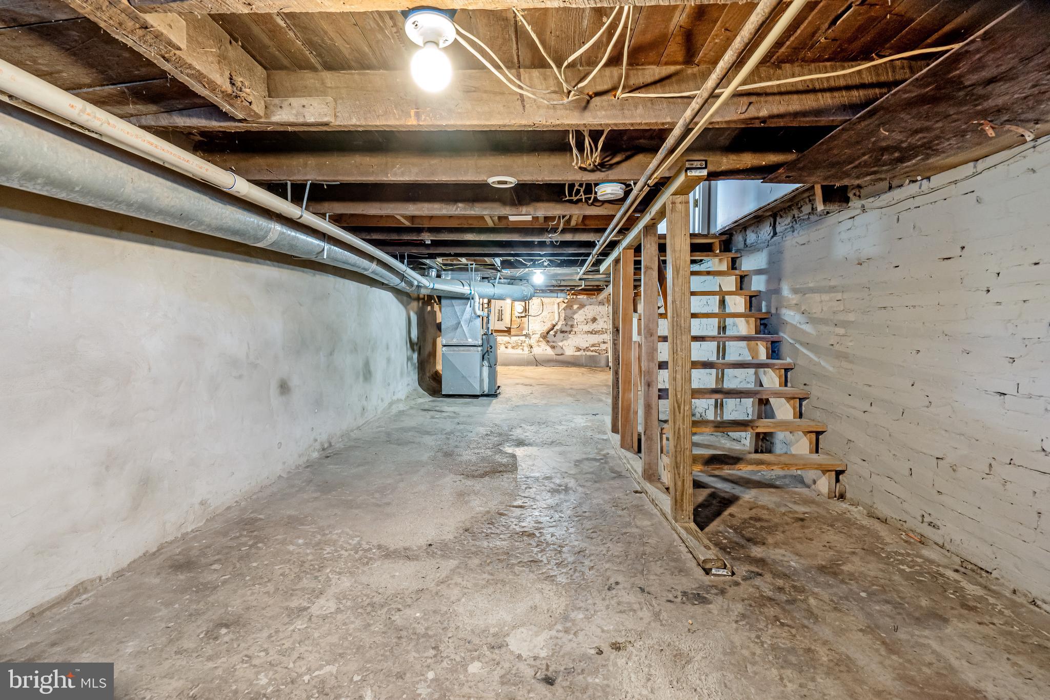 WASHINGTON VILLAGE - Residential