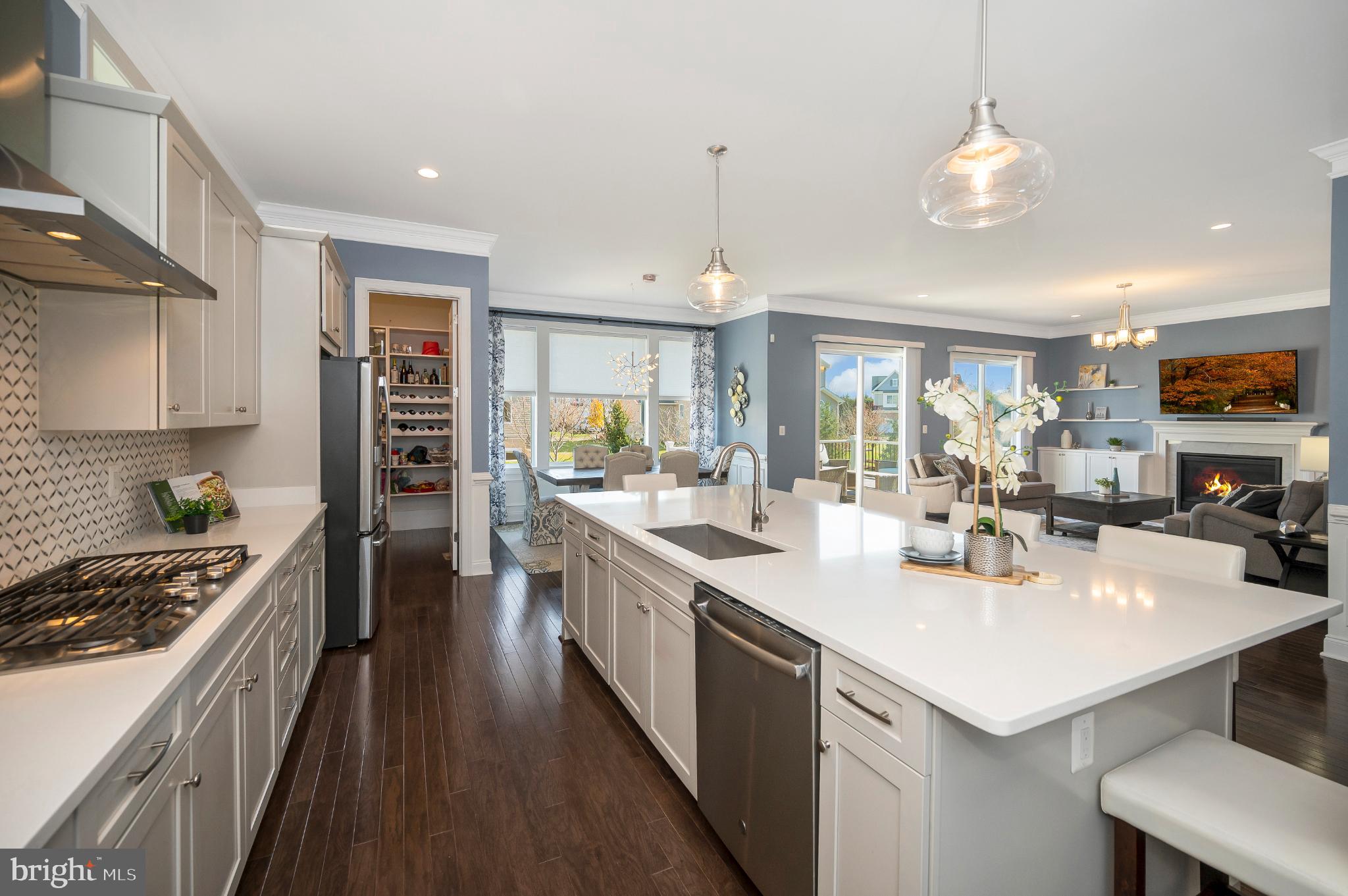 DOMINION VALLEY COUNTRY CLUB - Residential