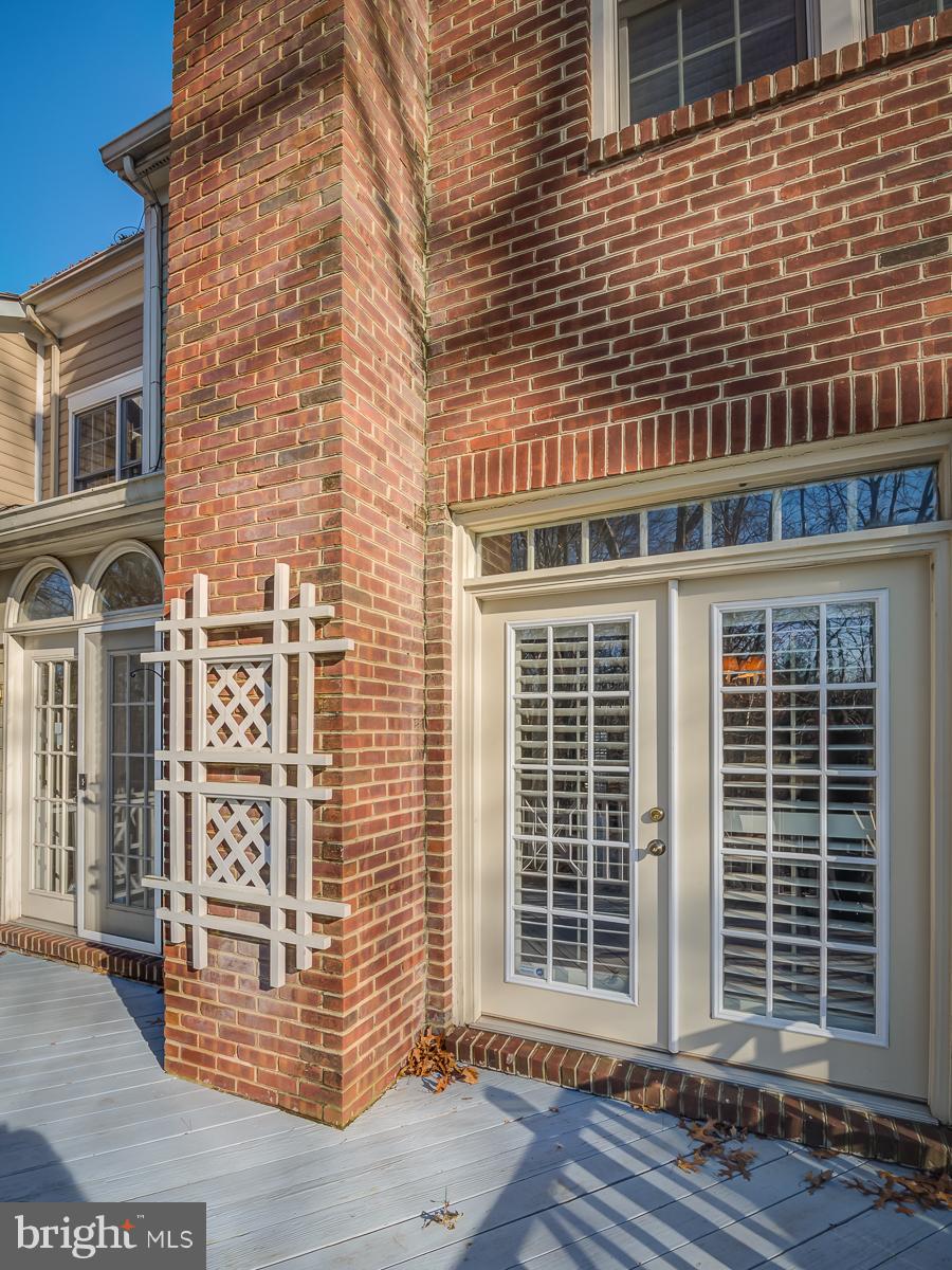 COURTHOUSE WOODS - Residential