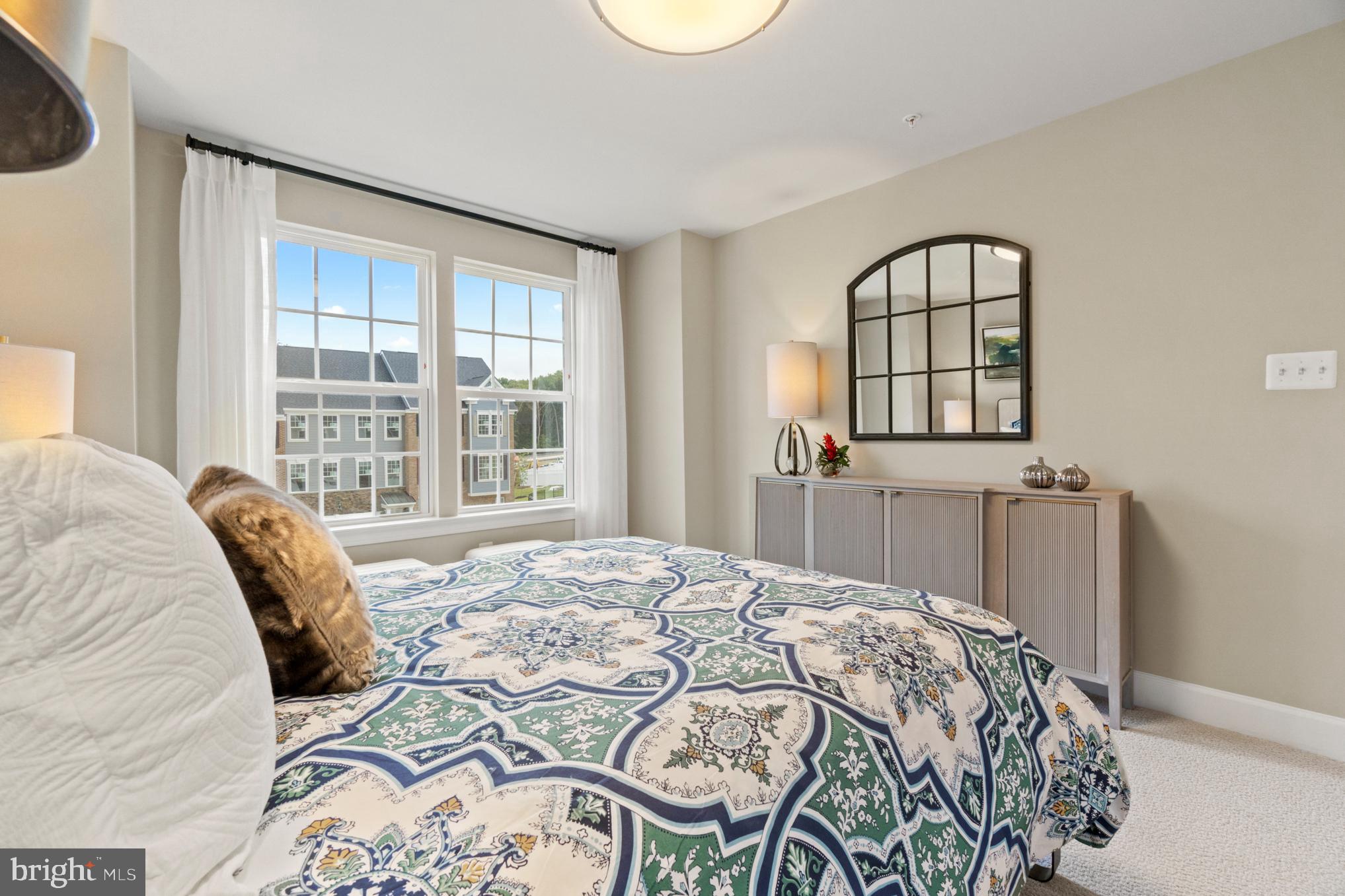 MARLBORO RIDGE - Residential