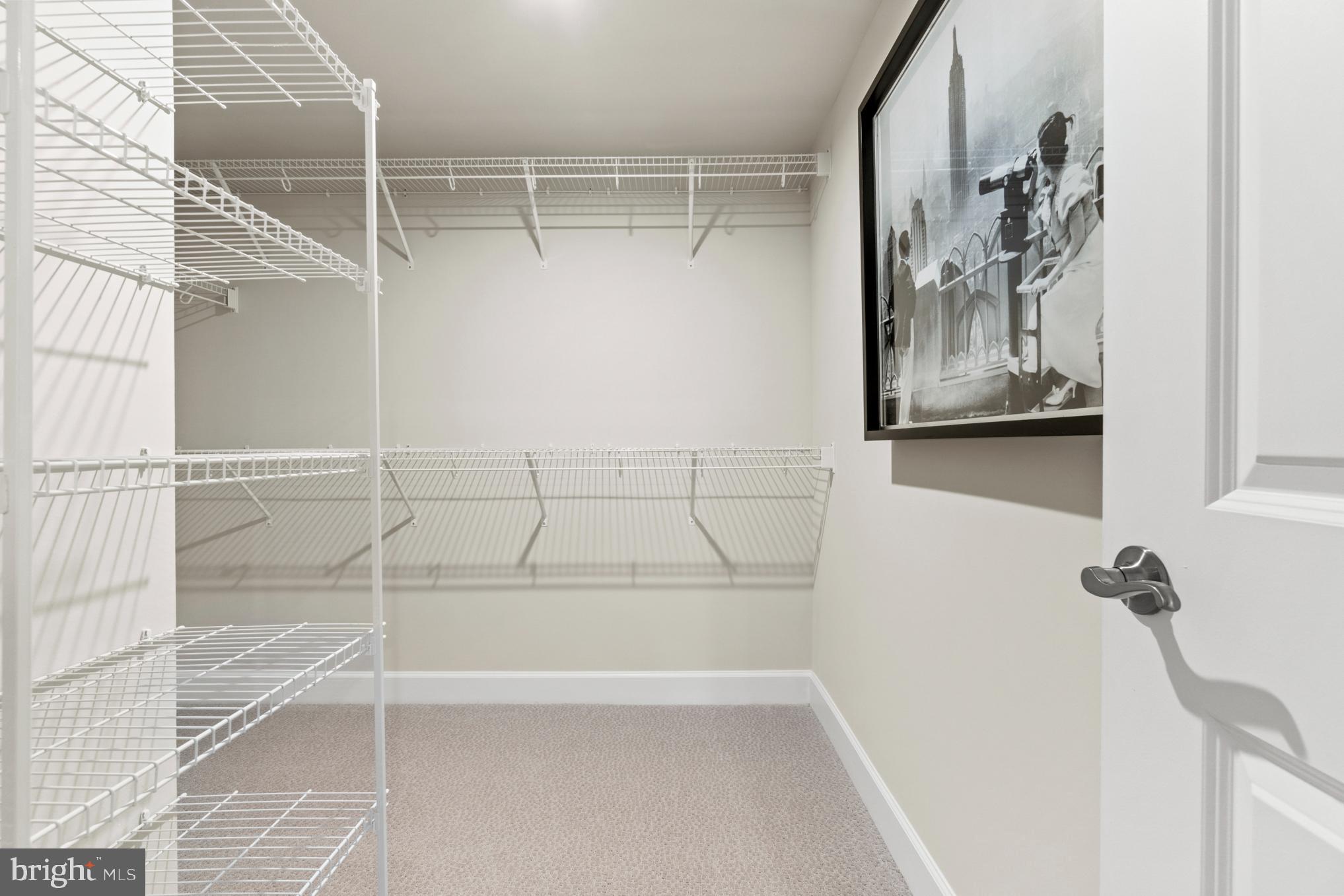 MARLBORO RIDGE - Residential