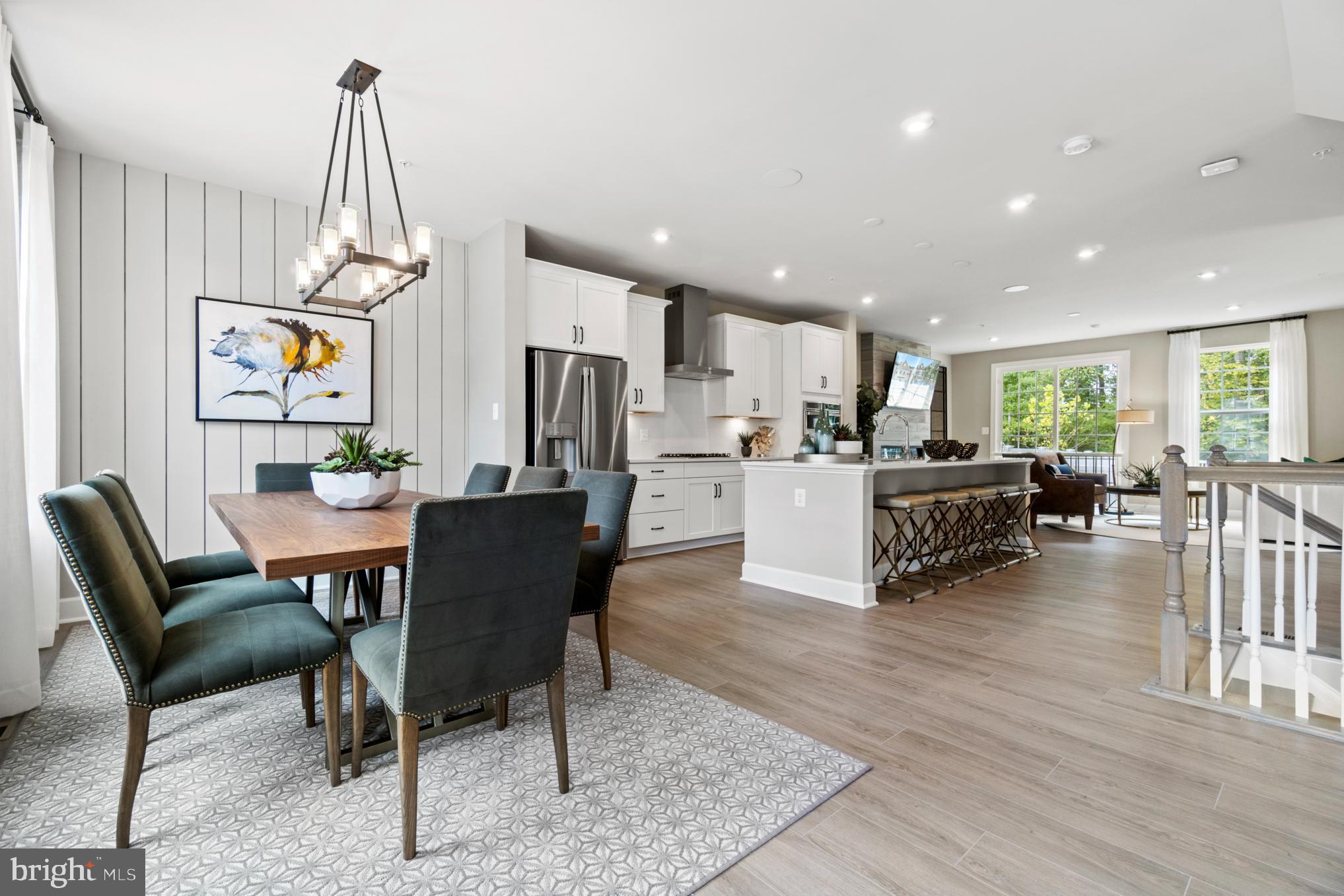 MARLBORO RIDGE - Residential