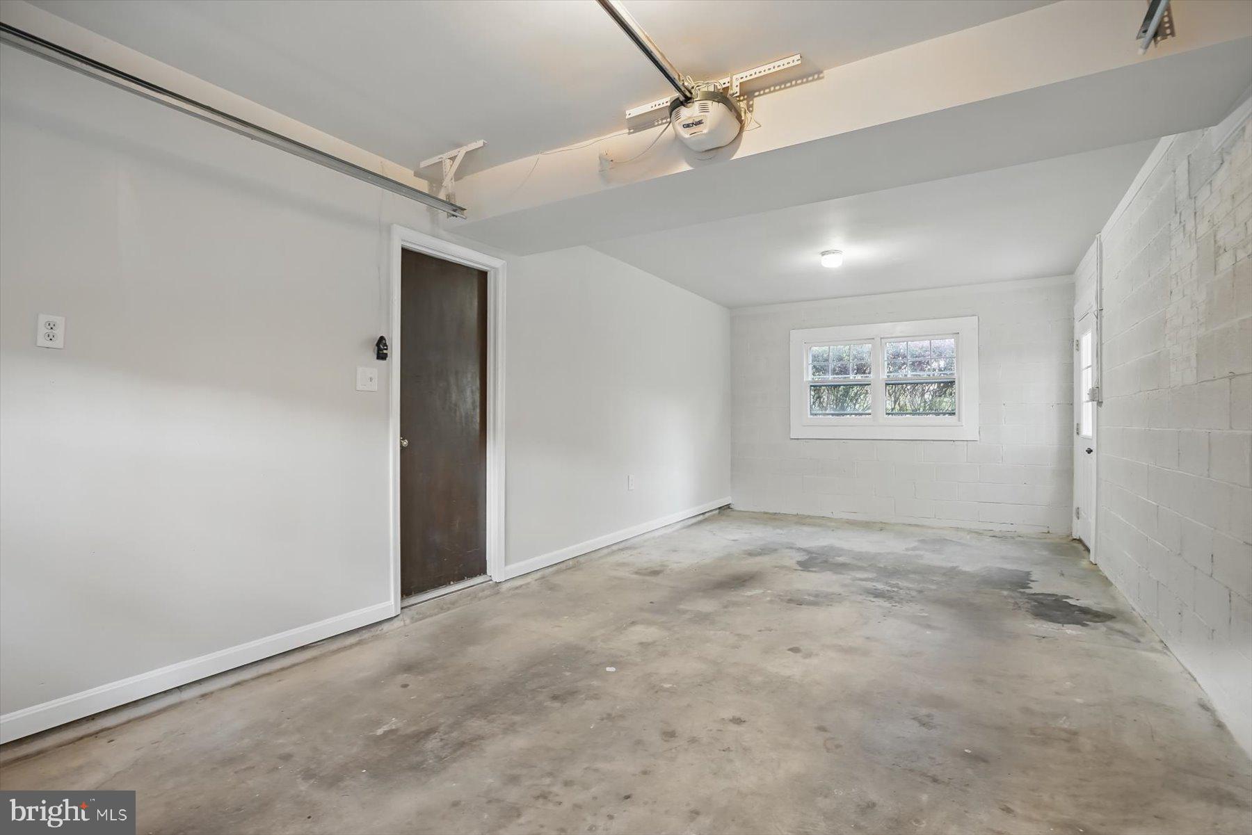 WOODBRIDGE - Residential