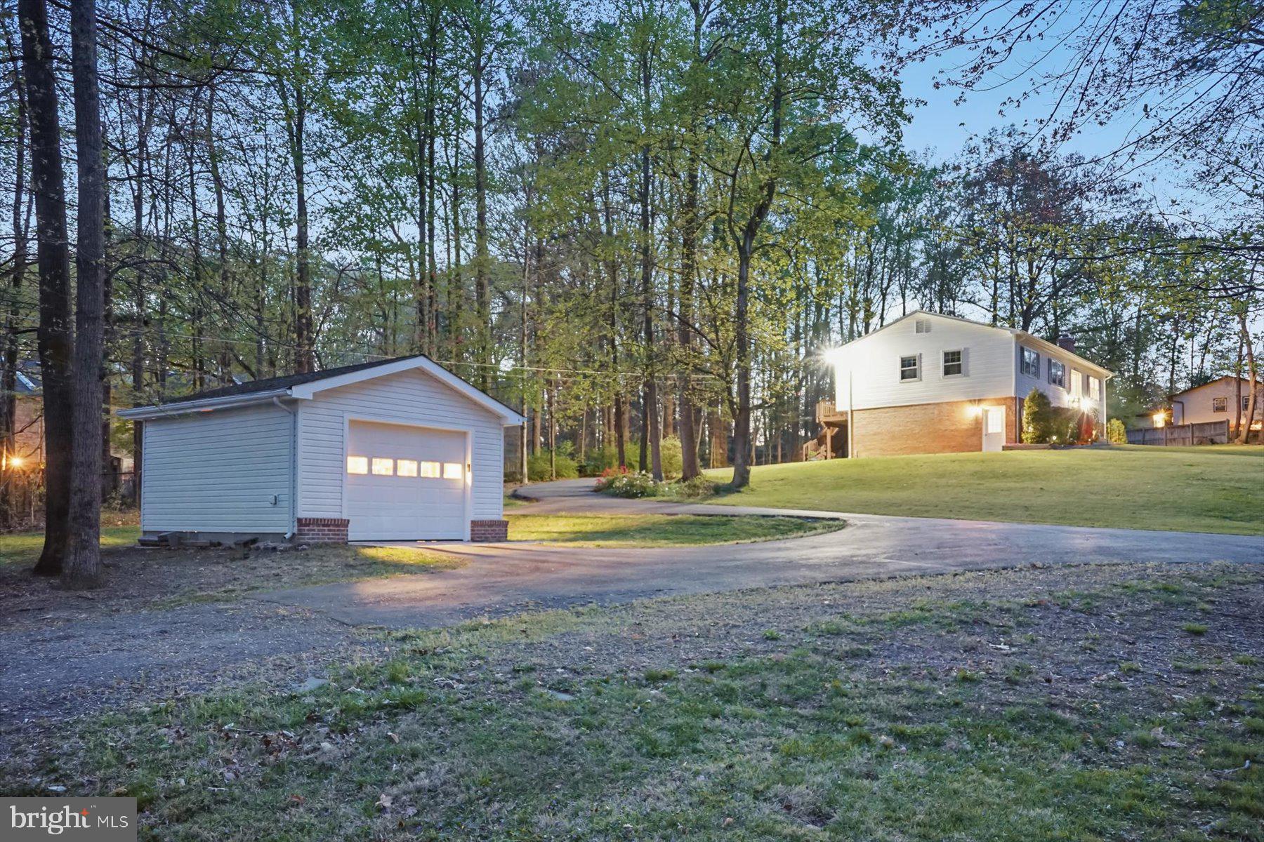 WOODBRIDGE - Residential