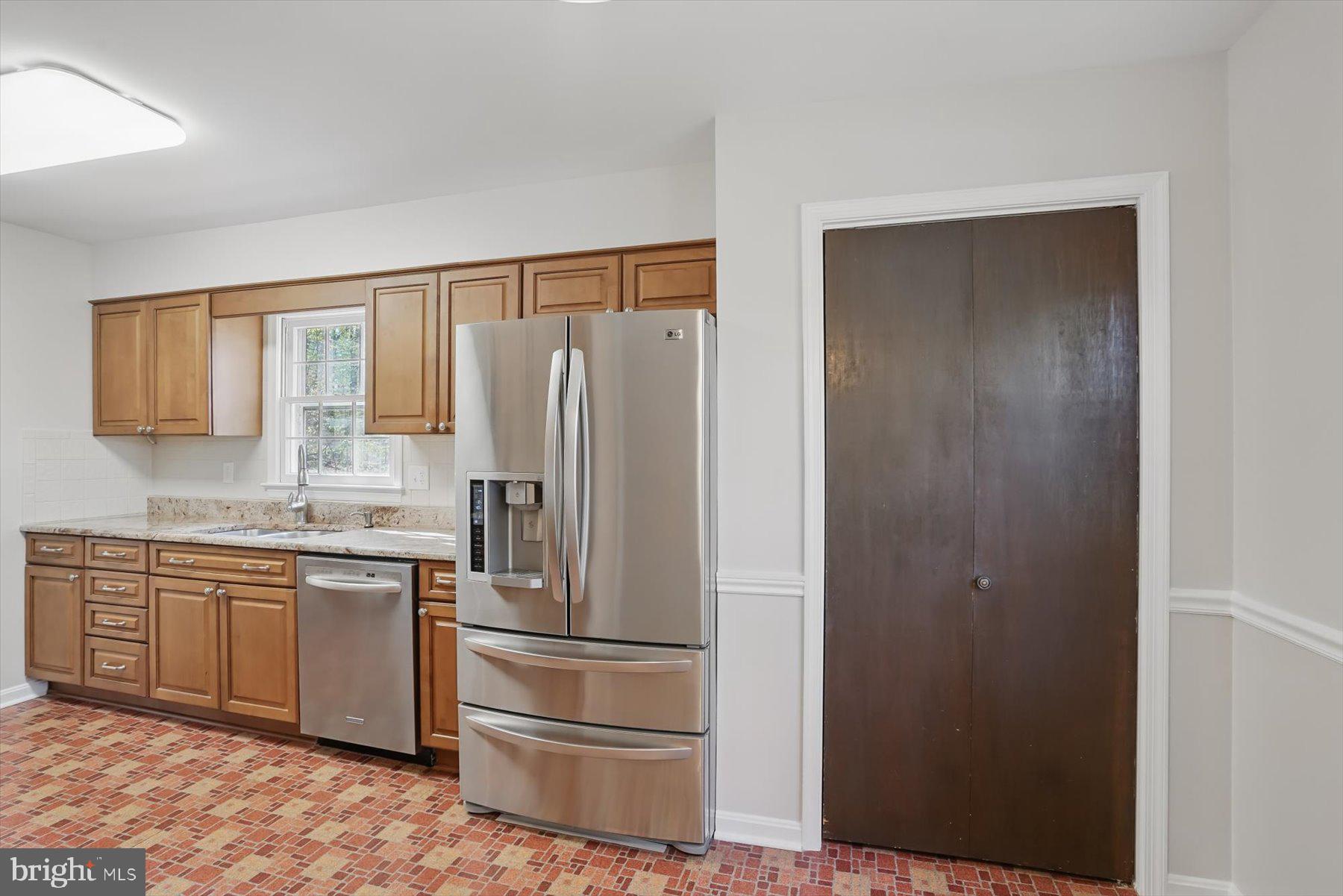 WOODBRIDGE - Residential