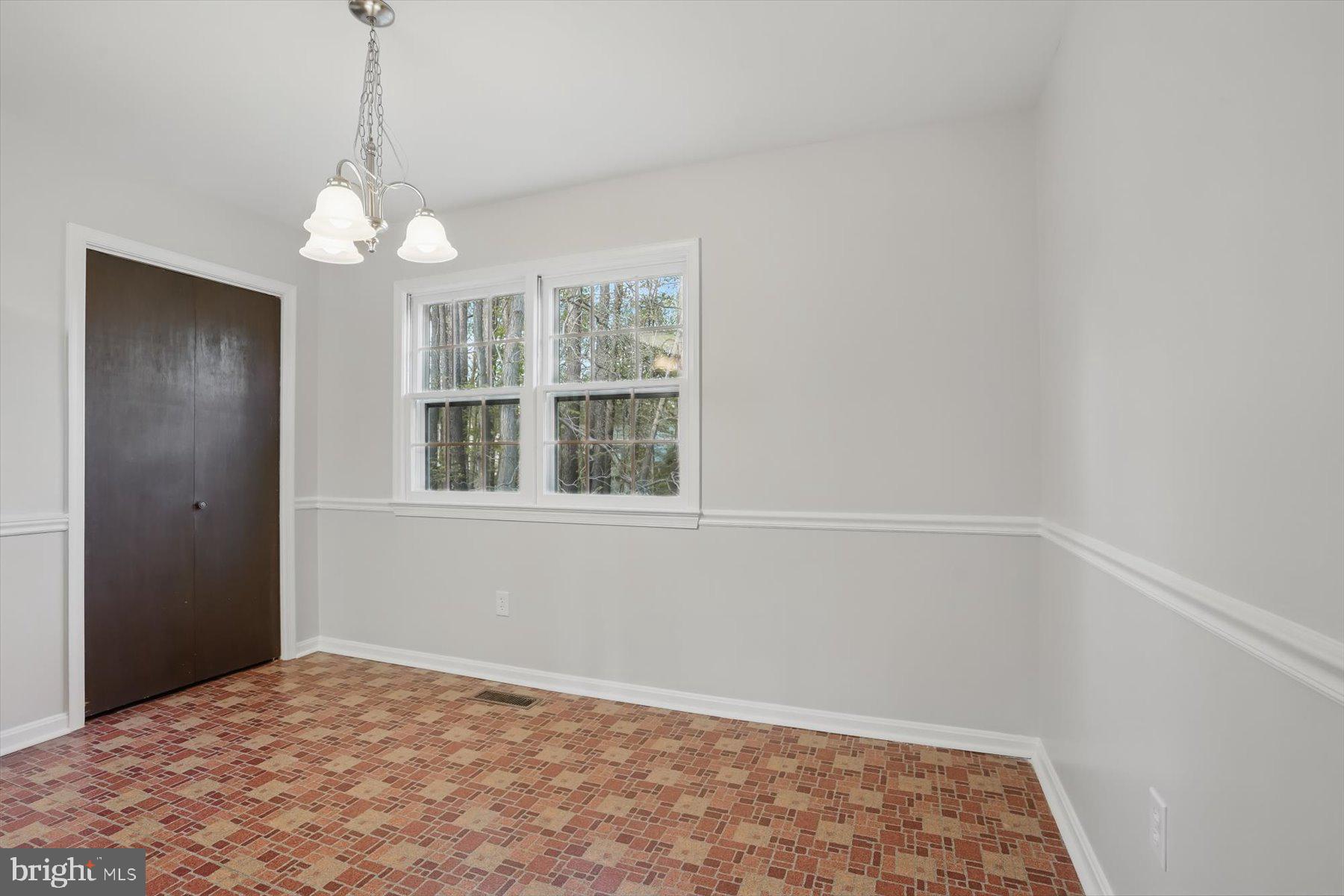 WOODBRIDGE - Residential