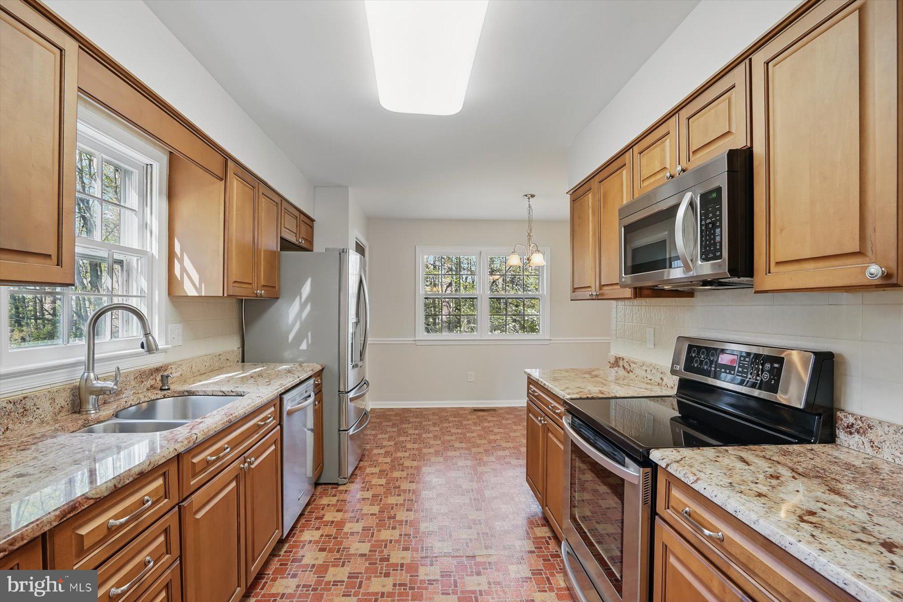 WOODBRIDGE - Residential