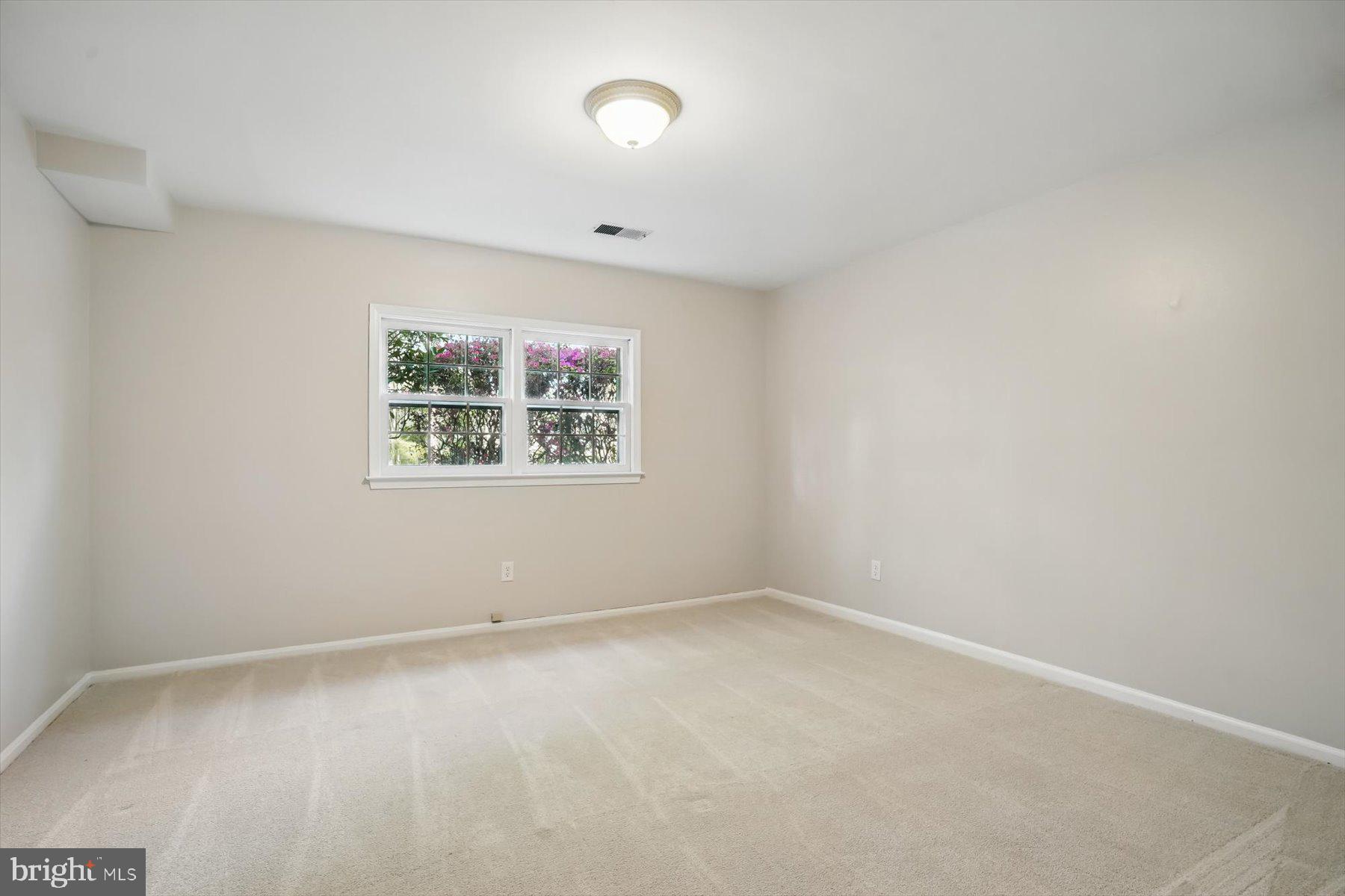 WOODBRIDGE - Residential