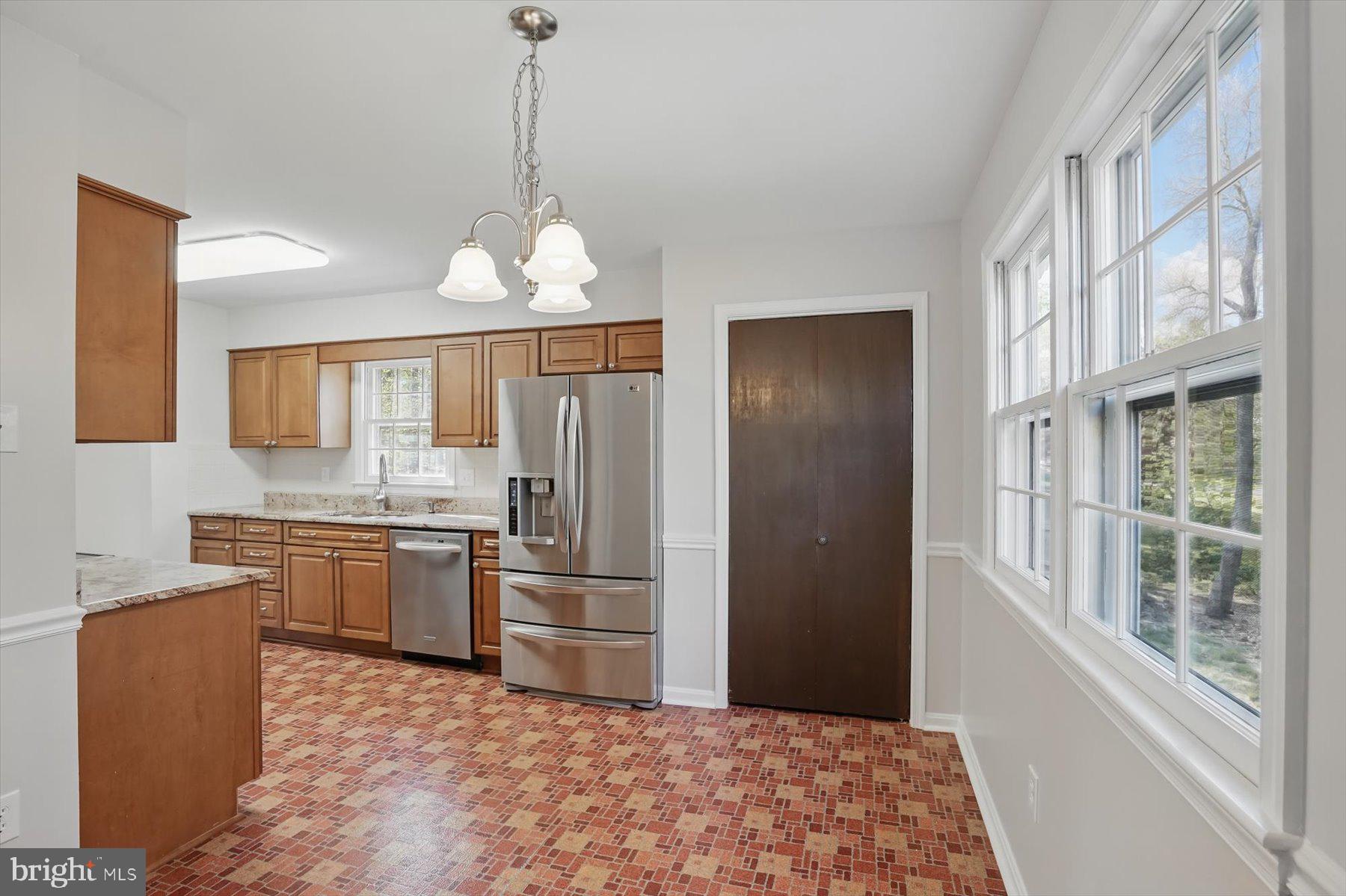 WOODBRIDGE - Residential