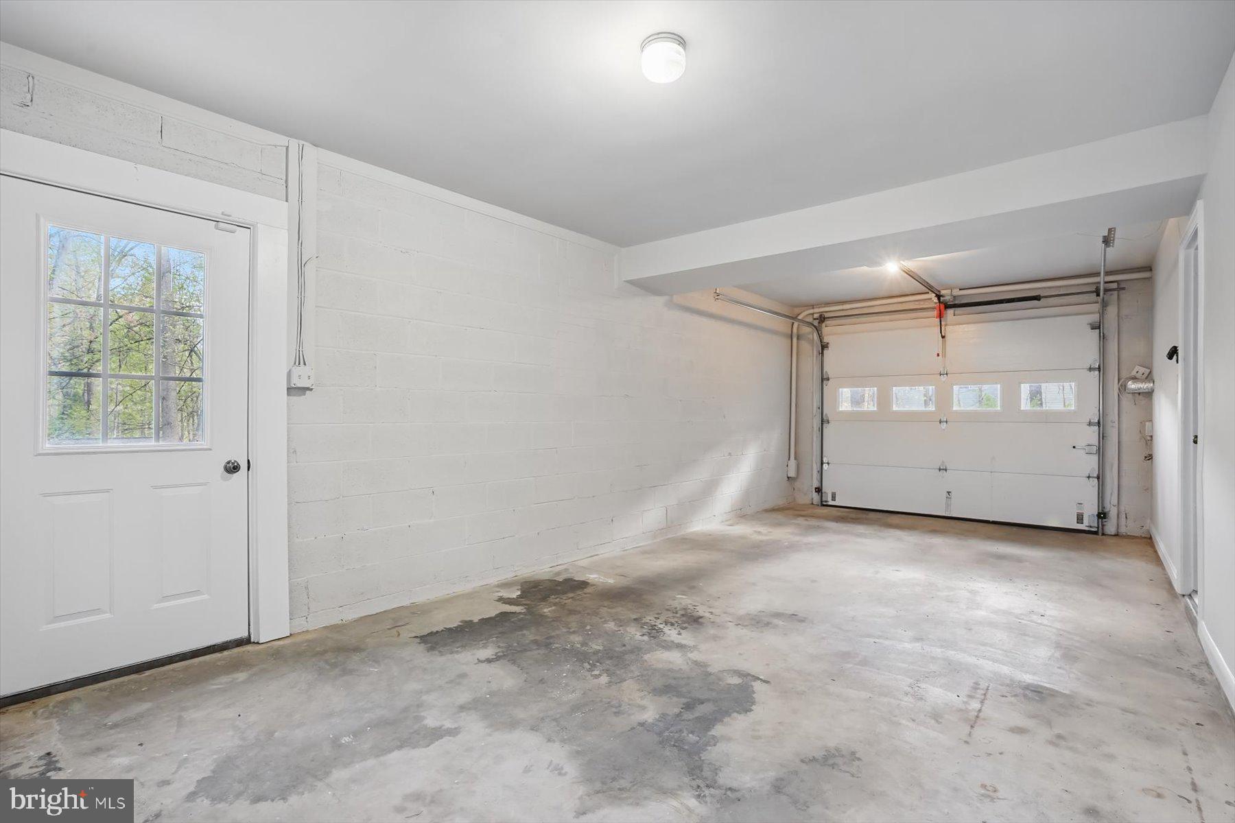 WOODBRIDGE - Residential