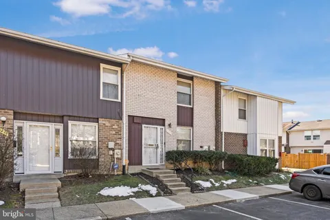 10223 Campus Way S Unit 42, Upper Marlboro, MD MLS: MDPG2141570