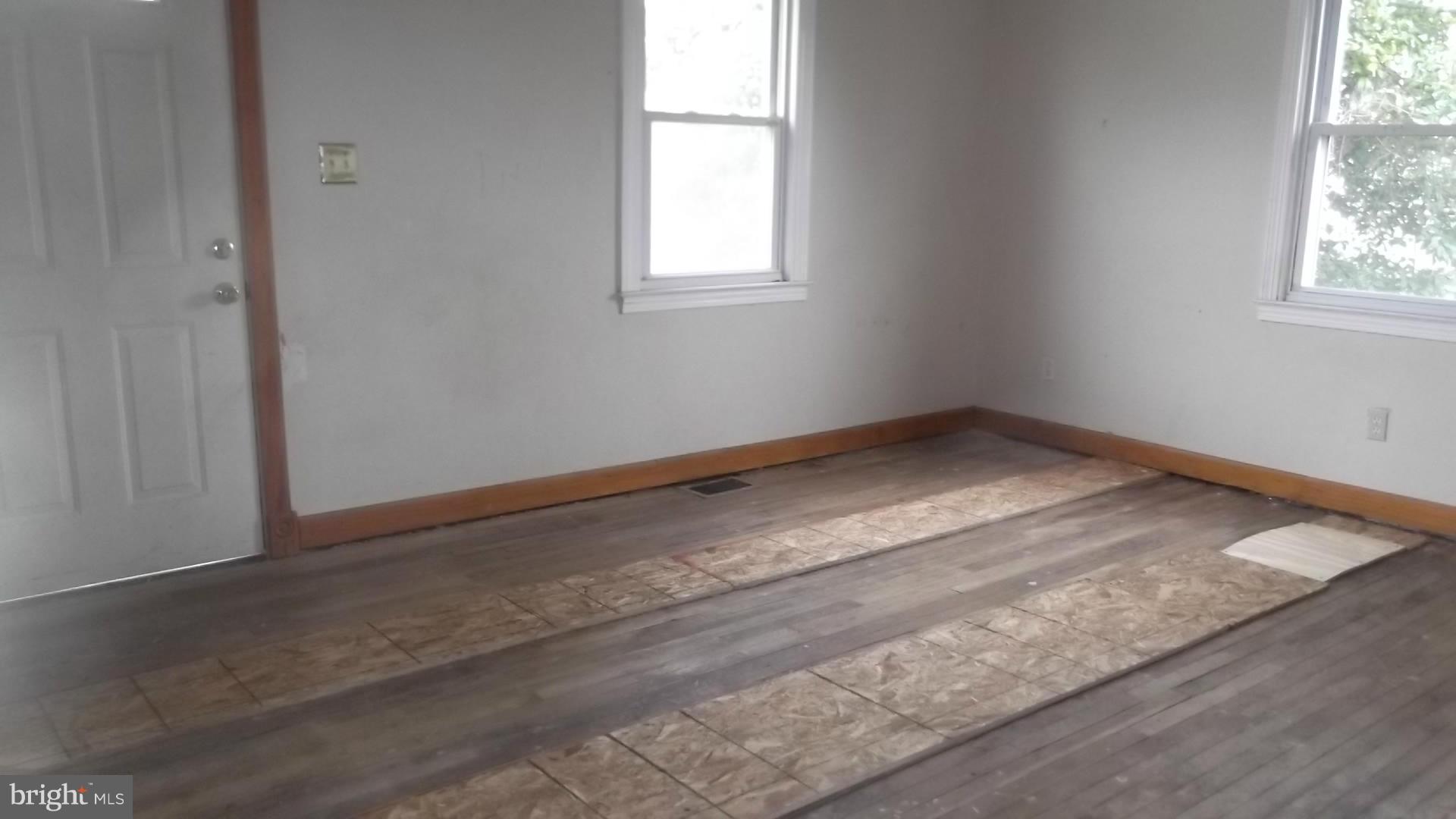 BATTLE GROVE MANOR - Residential