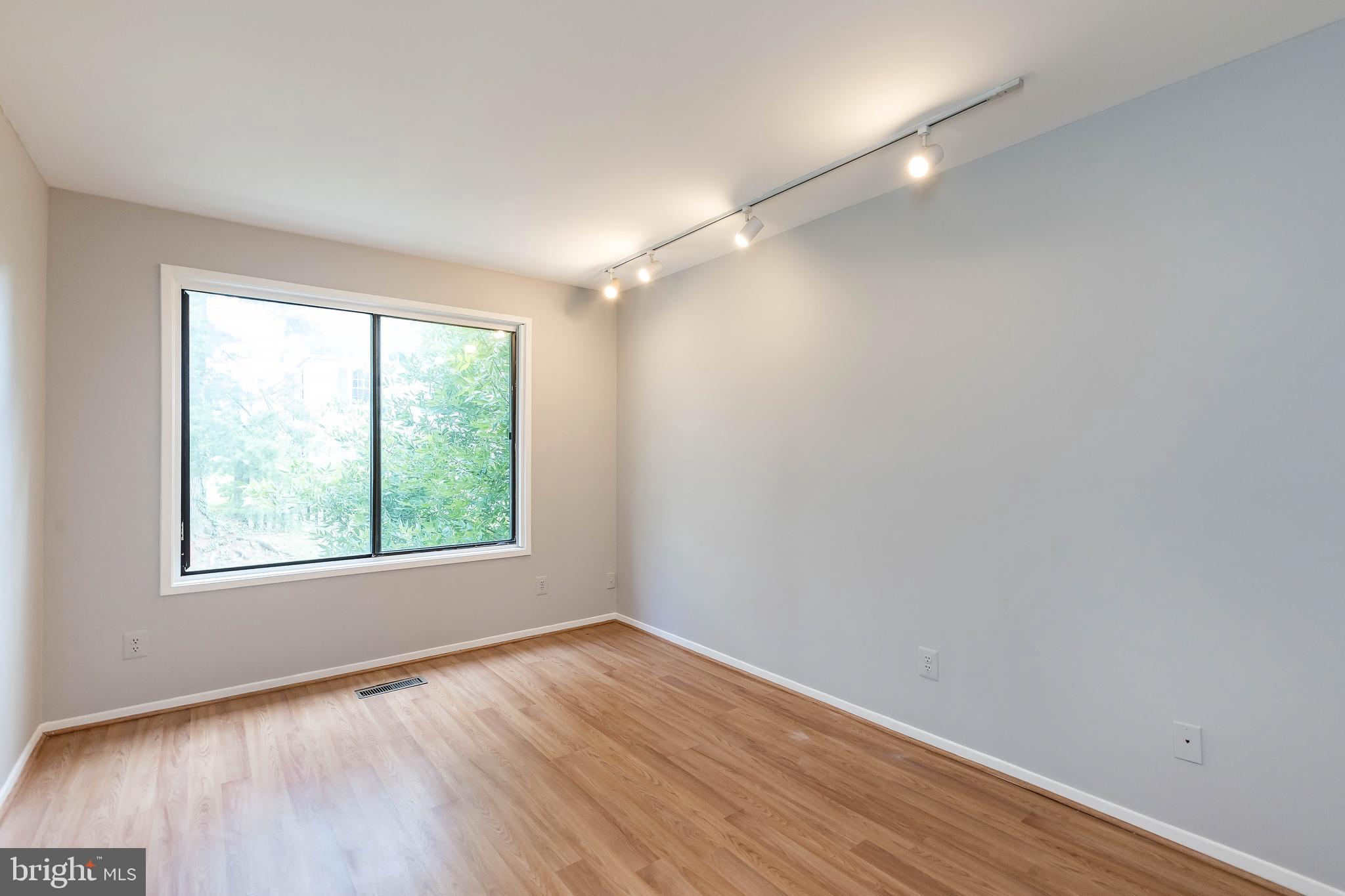 MCKENDREE - Residential