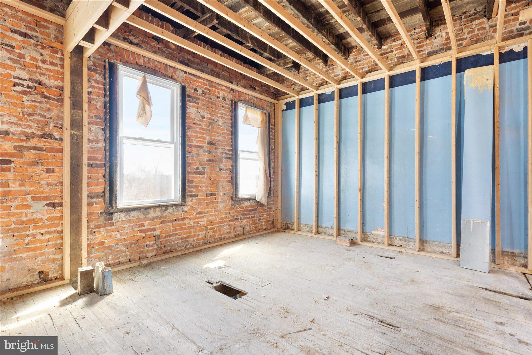 ASHLAND MEWS - Residential