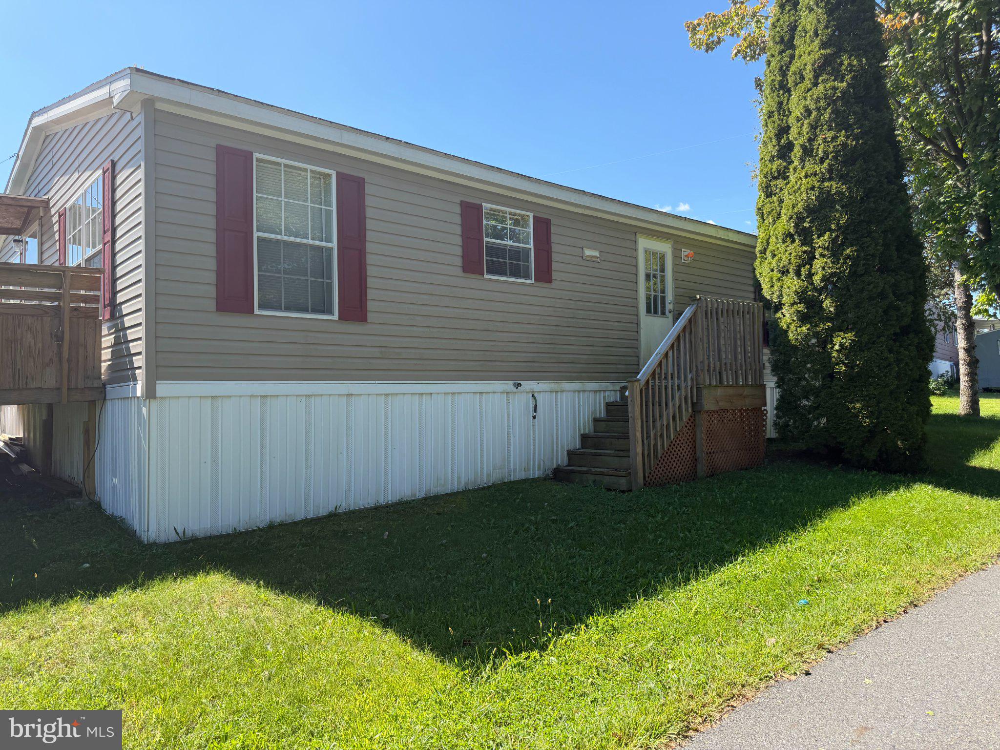 33 FRIEDEN MANOR