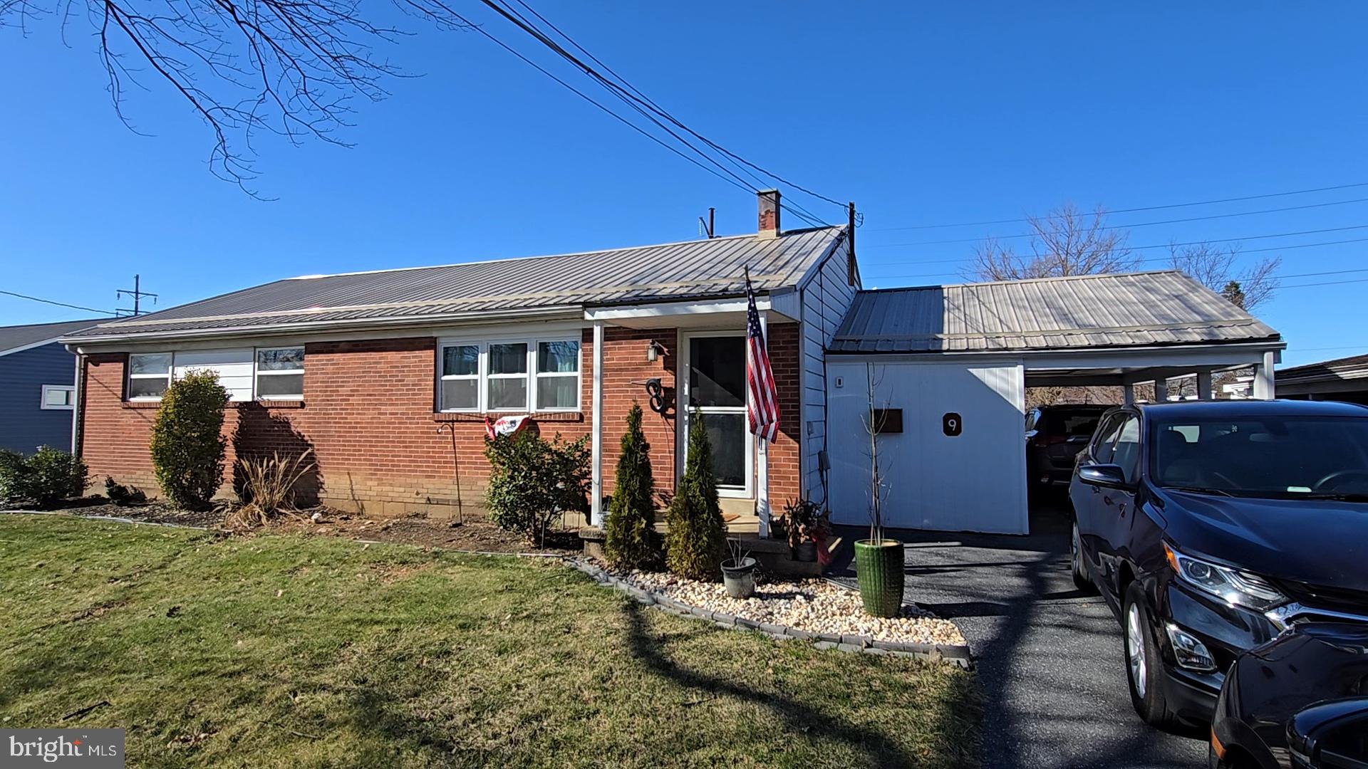 ROSSMOYNE MANOR - Residential