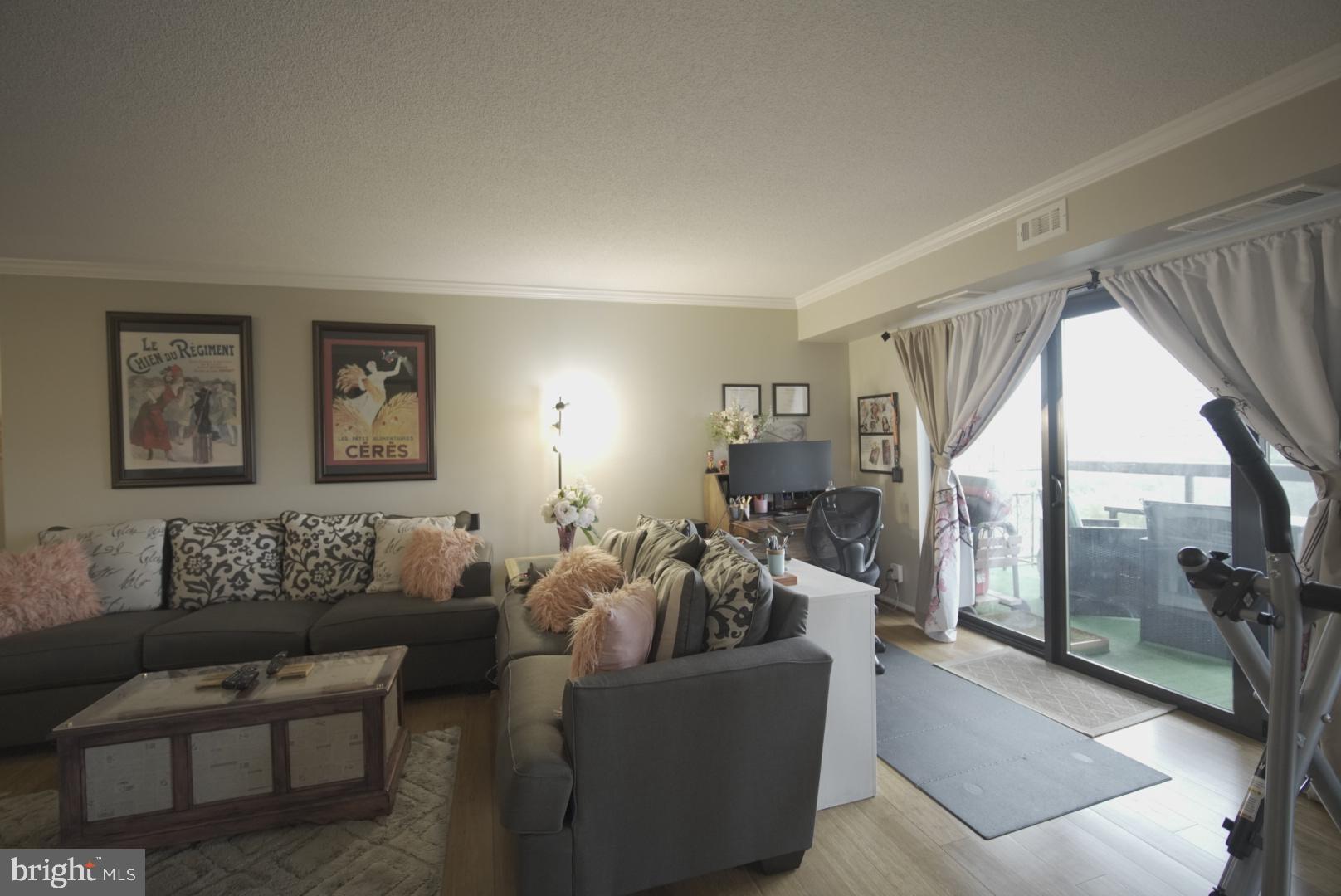 WATERGATE AT LANDMARK - Residential Lease