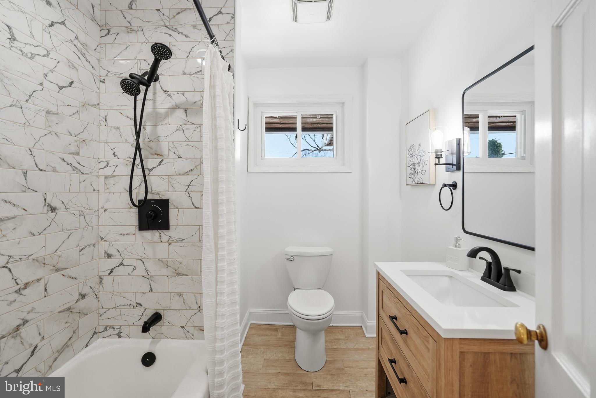 OXON HILL - Residential