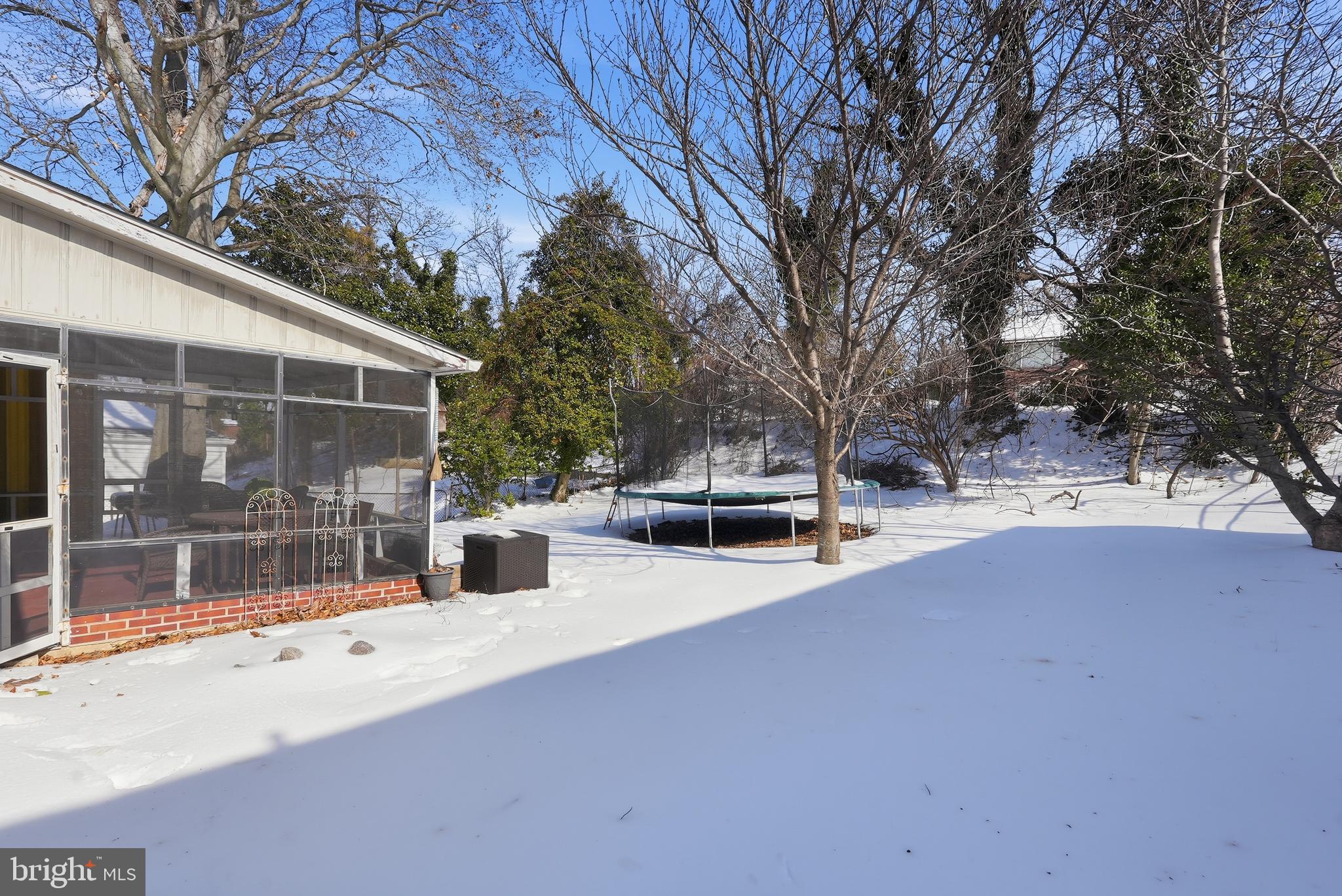 OXON HILL - Residential