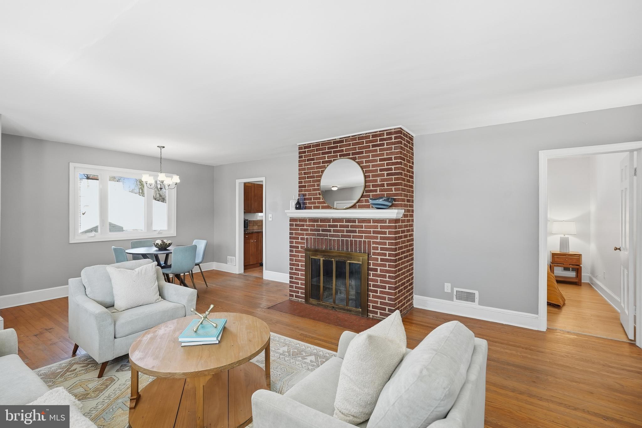 OXON HILL - Residential