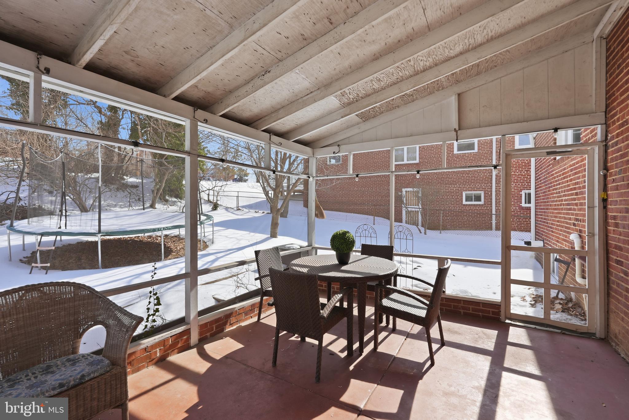 OXON HILL - Residential