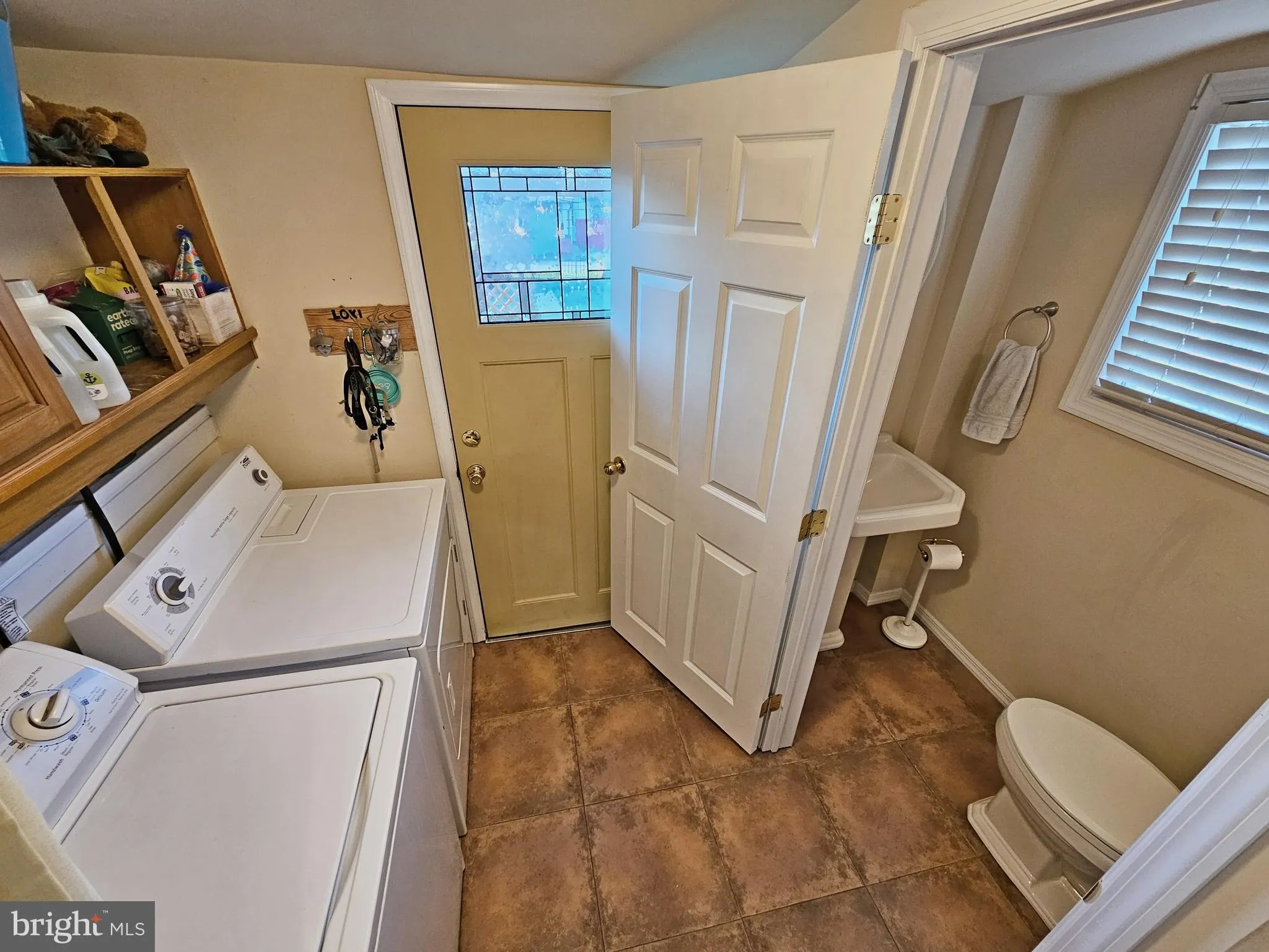 Lancaster, Pennsylvania 17602, United States, 2 Bedrooms Bedrooms, ,2 BathroomsBathrooms,Residential,Pending,209211