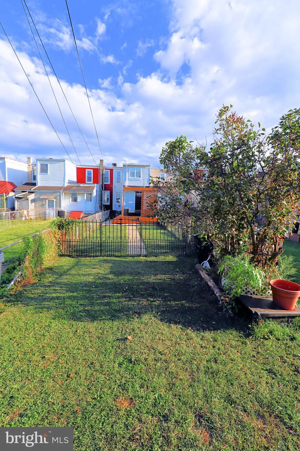 Lancaster, Pennsylvania 17602, United States, 2 Bedrooms Bedrooms, ,2 BathroomsBathrooms,Residential,Pending,209211