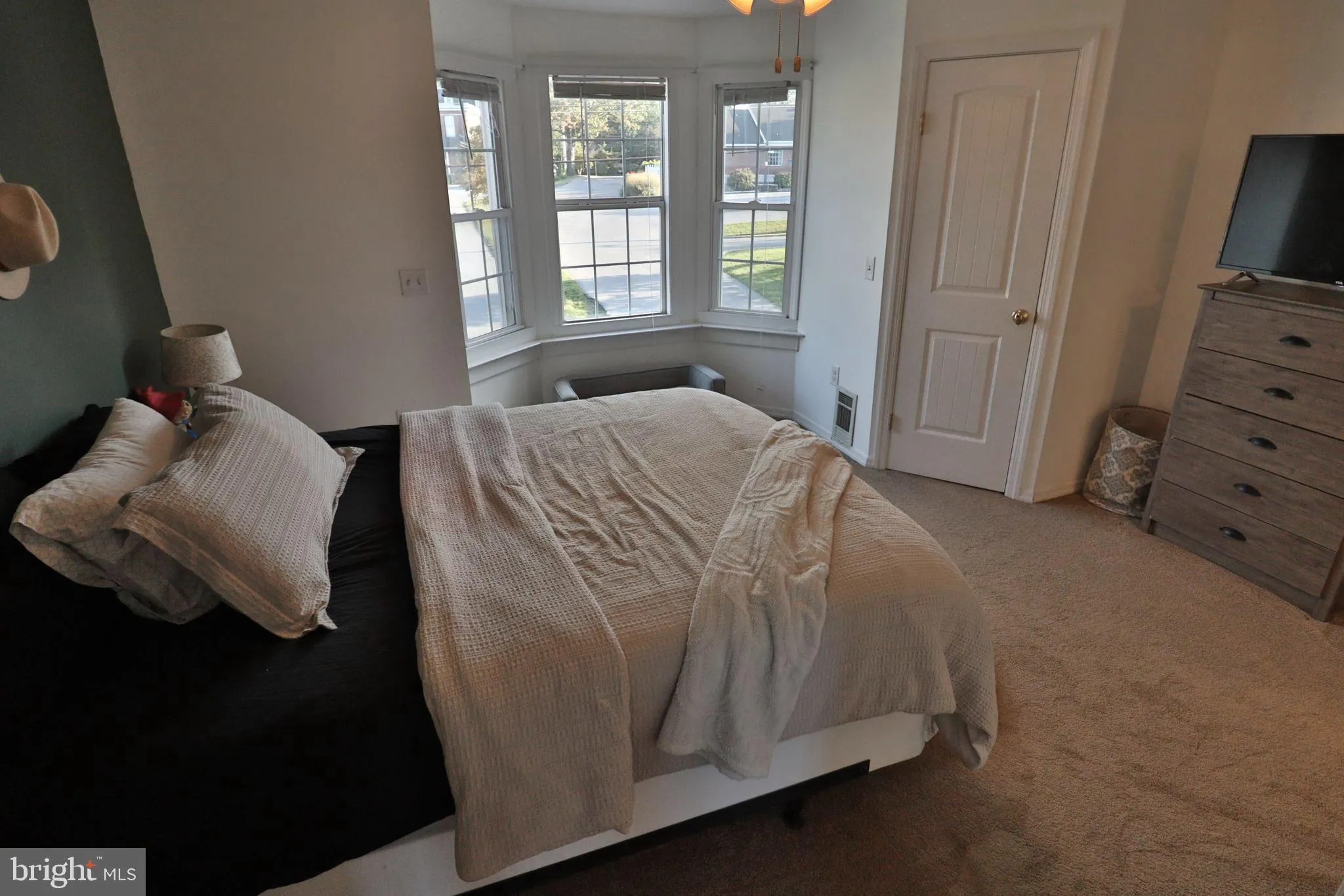 Lancaster, Pennsylvania 17602, United States, 2 Bedrooms Bedrooms, ,2 BathroomsBathrooms,Residential,Pending,209211