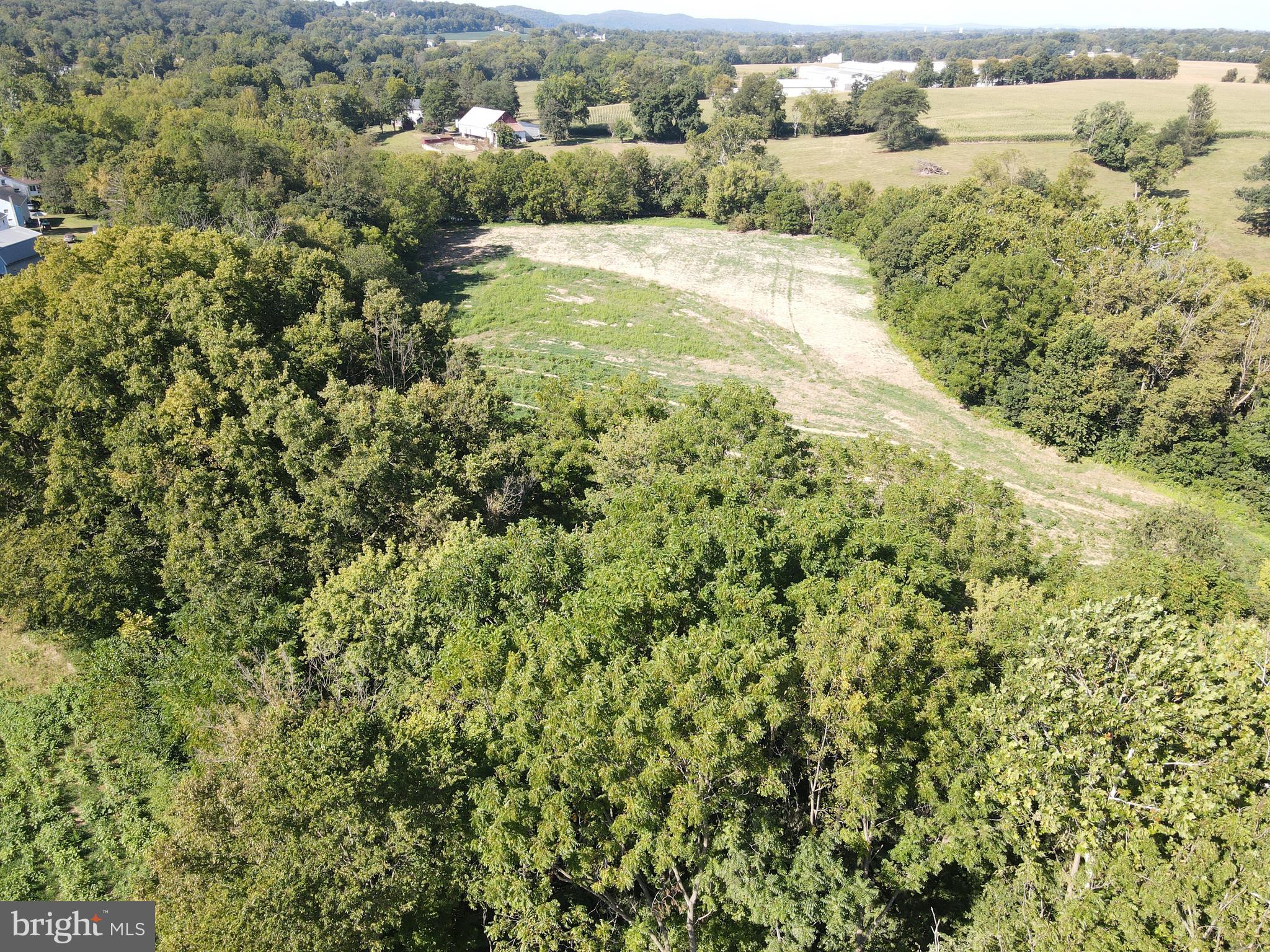 WEST HEMPFIELD - Land