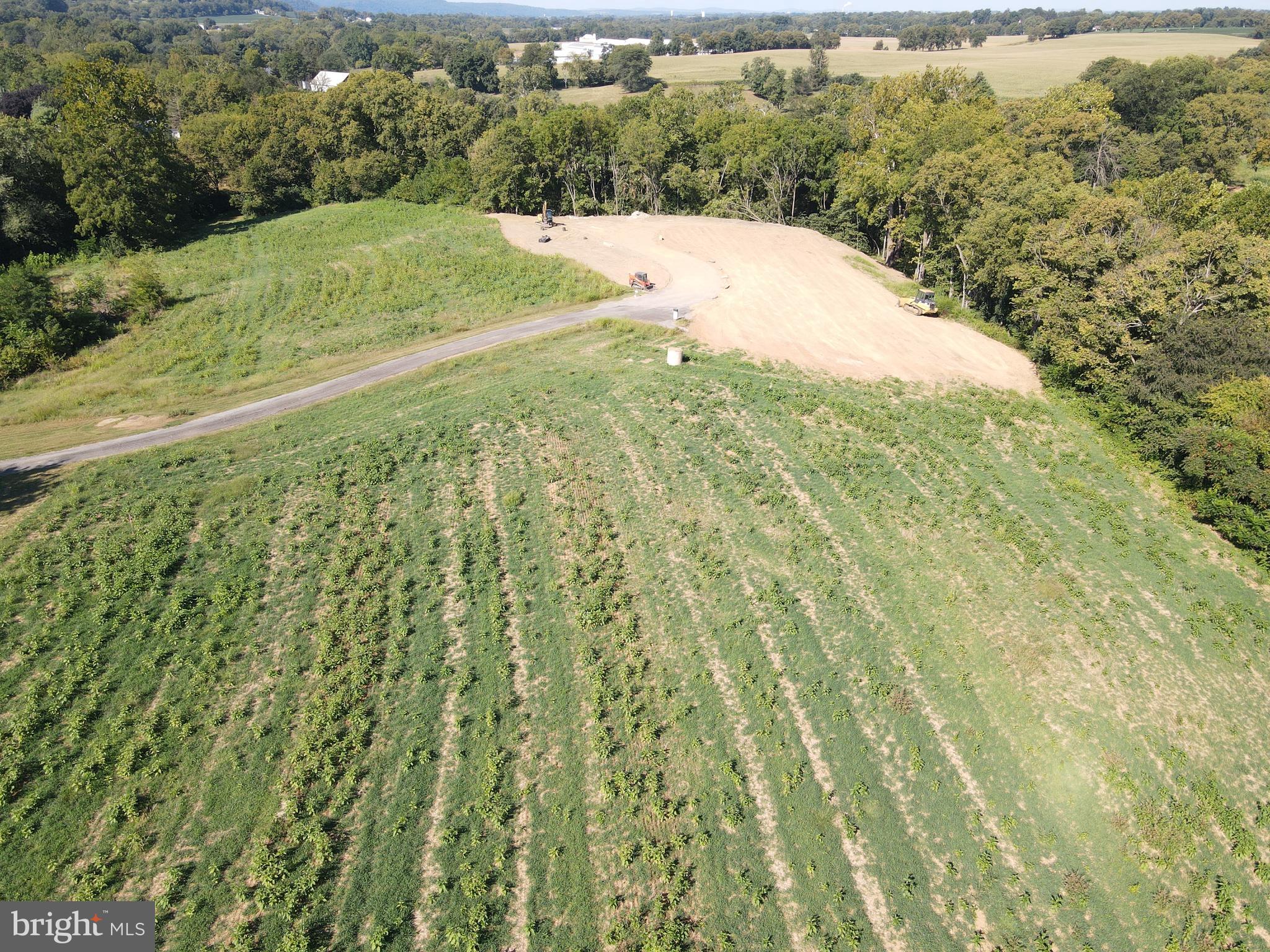 WEST HEMPFIELD - Land