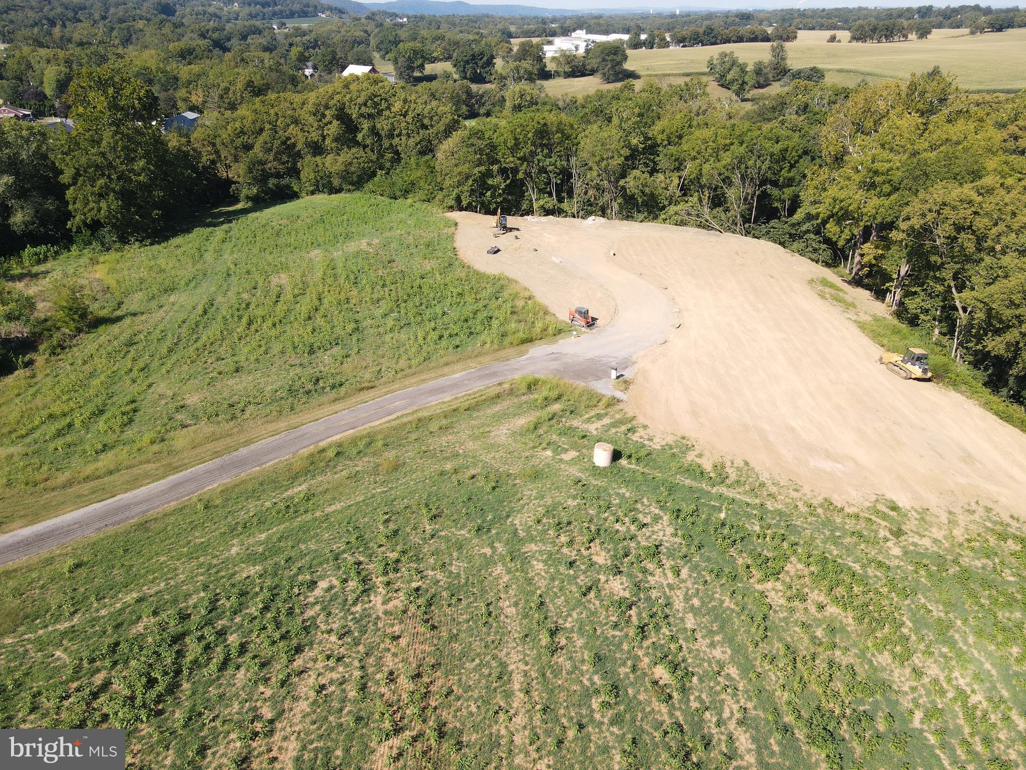 WEST HEMPFIELD - Land