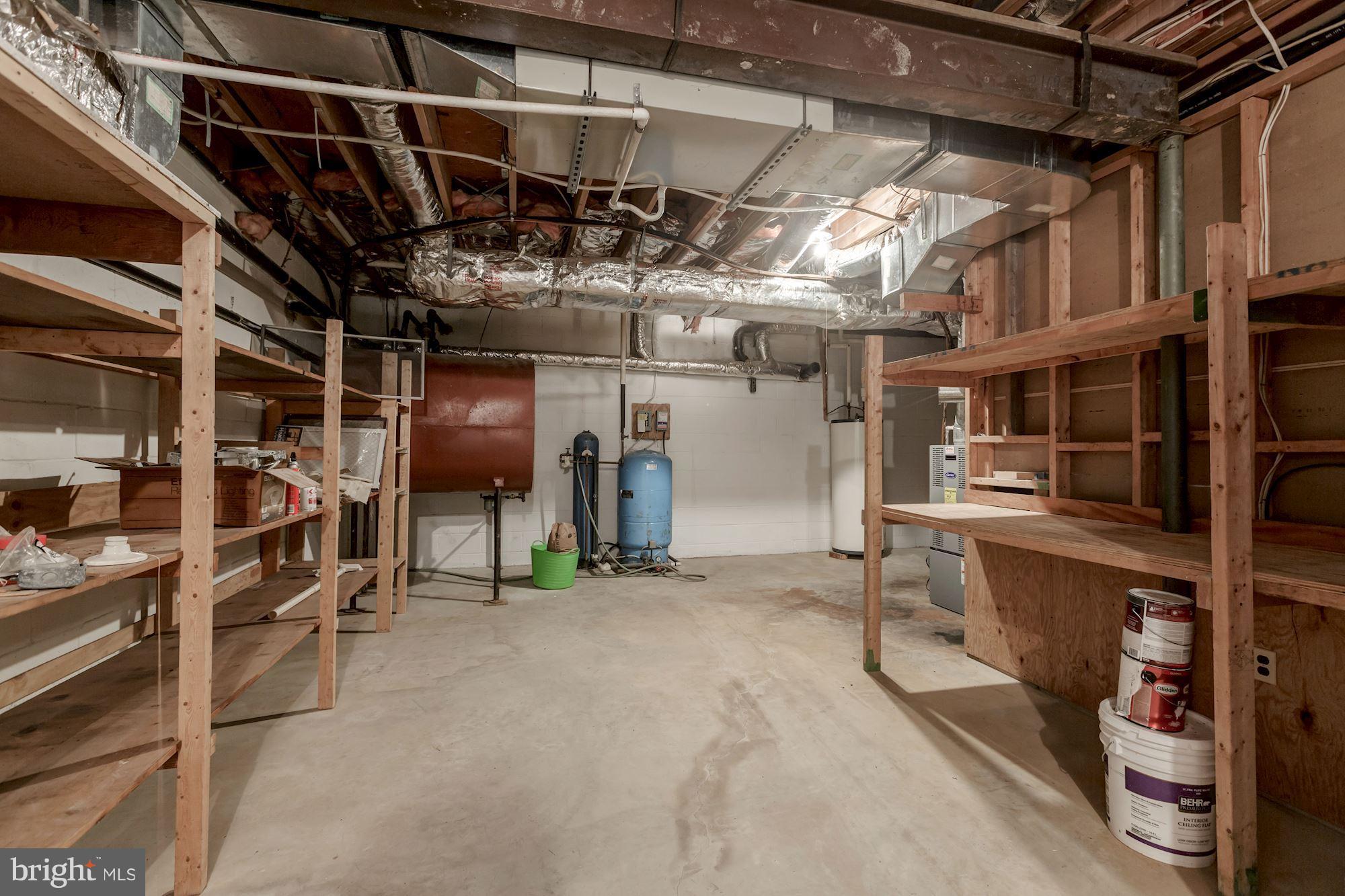 SUMMERWIND - Residential