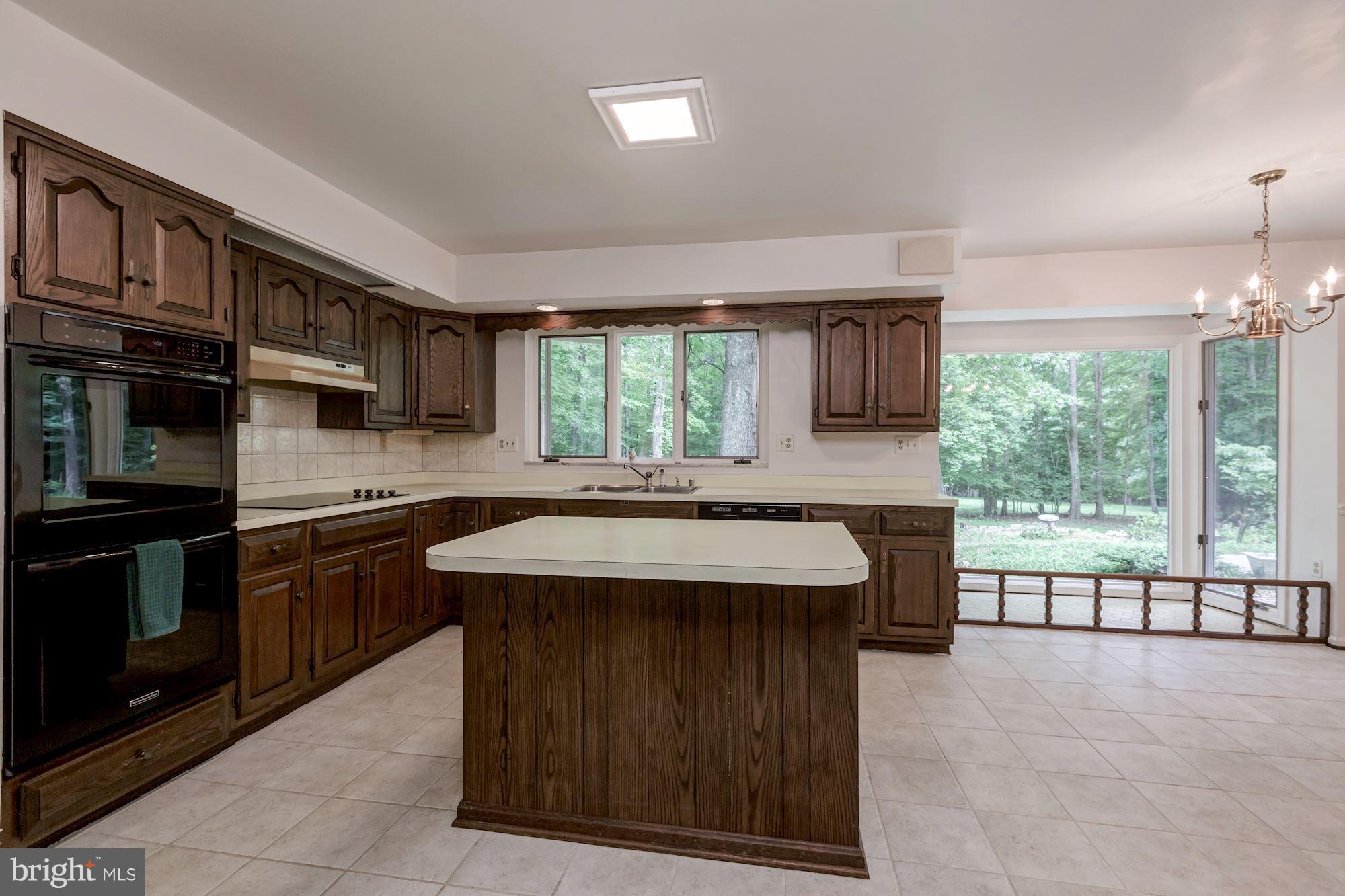 SUMMERWIND - Residential