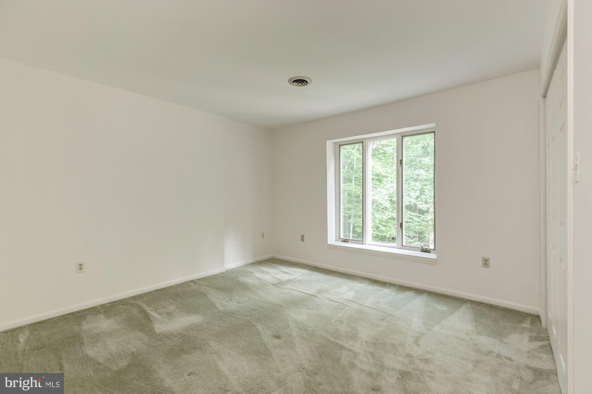 SUMMERWIND - Residential