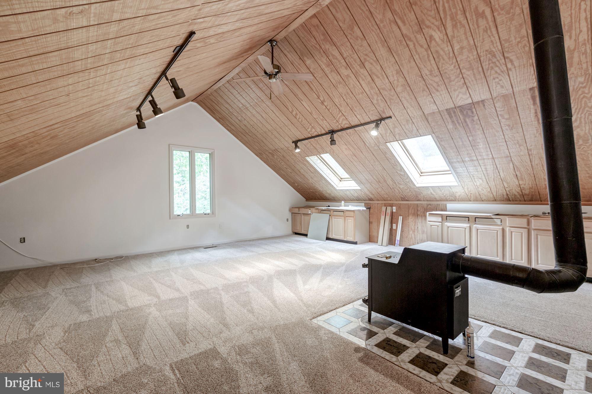 SUMMERWIND - Residential