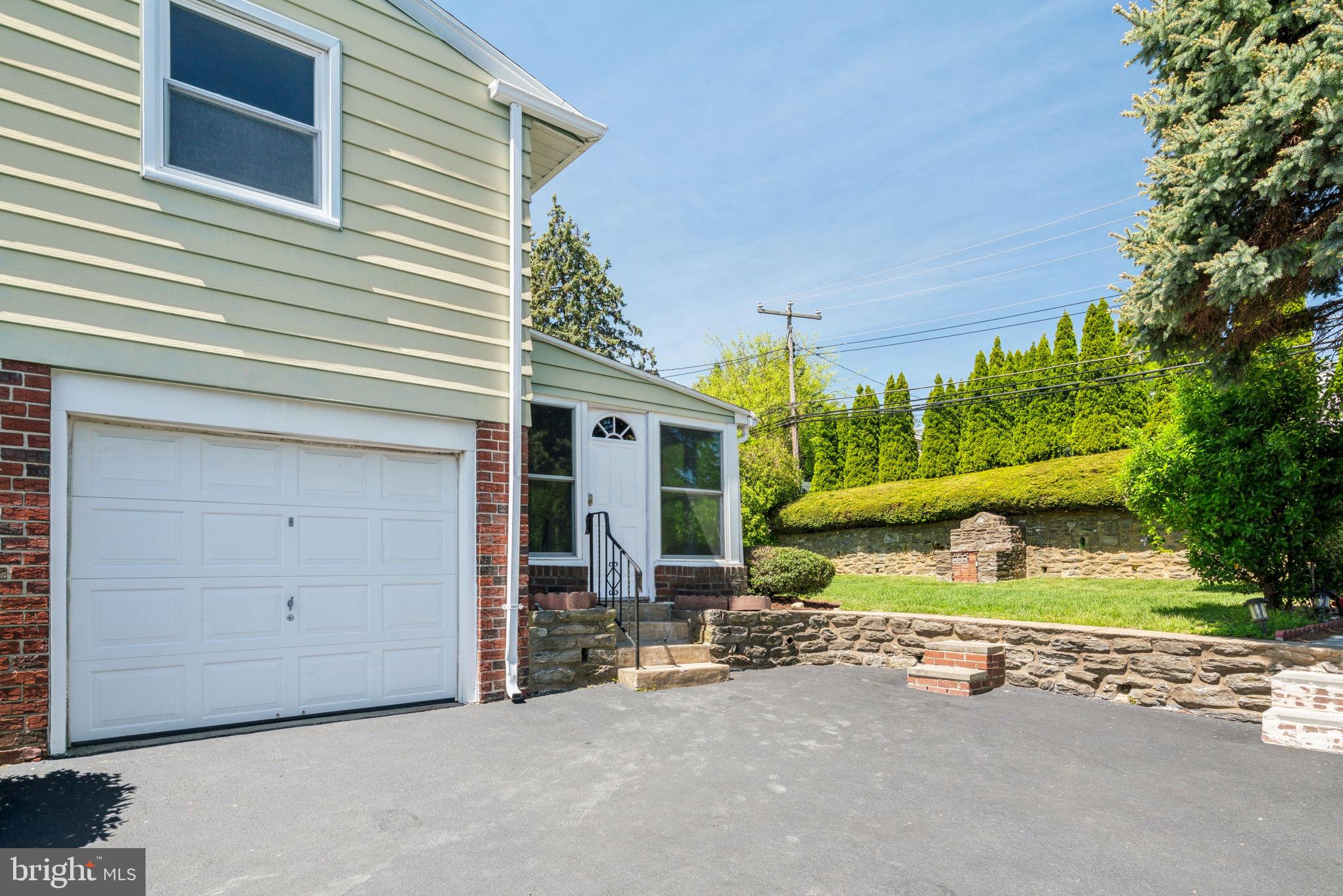 WESTGATE HILLS - Residential