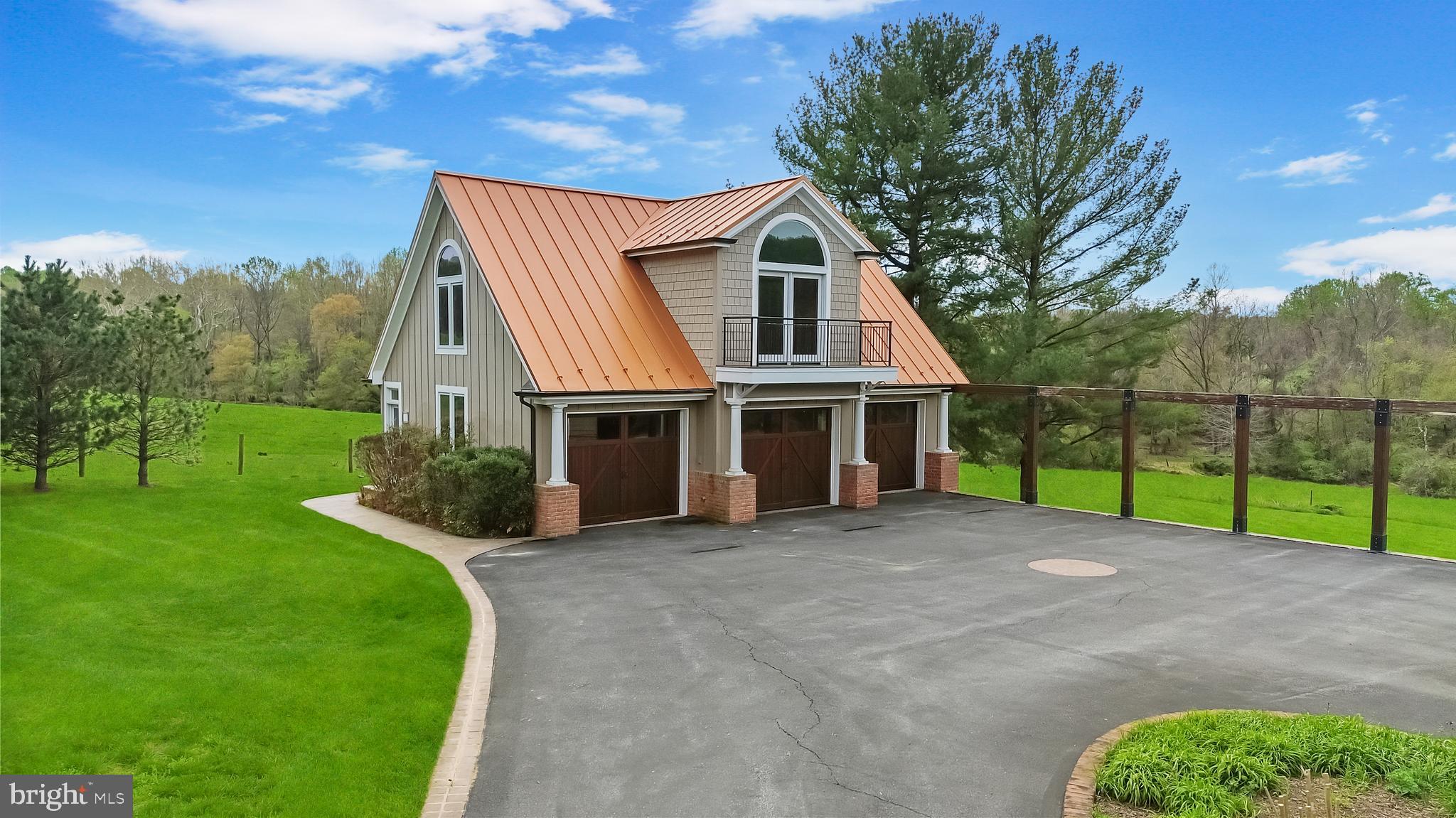 1402 THURSTON ROAD