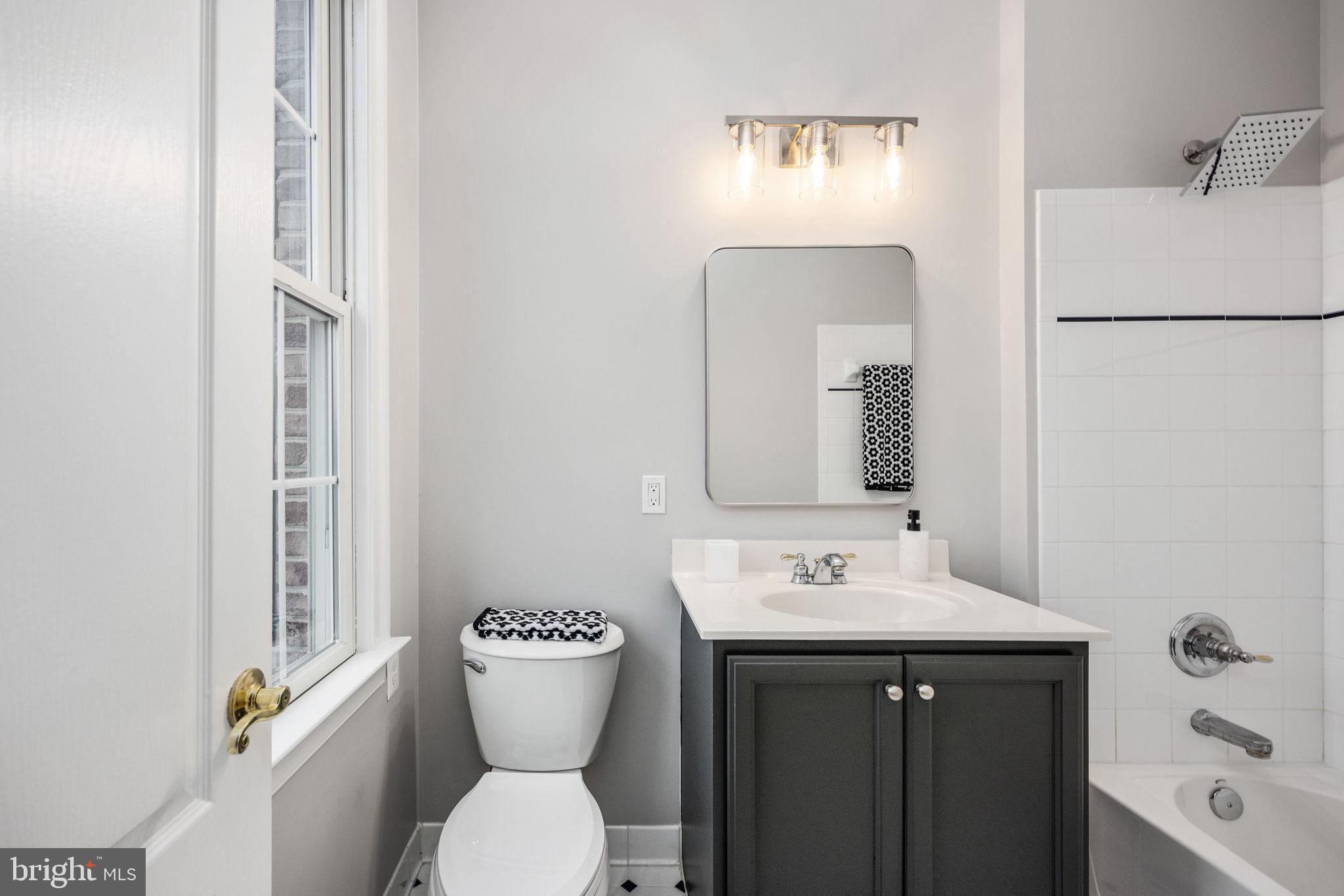 TYSONS TRACE - Residential