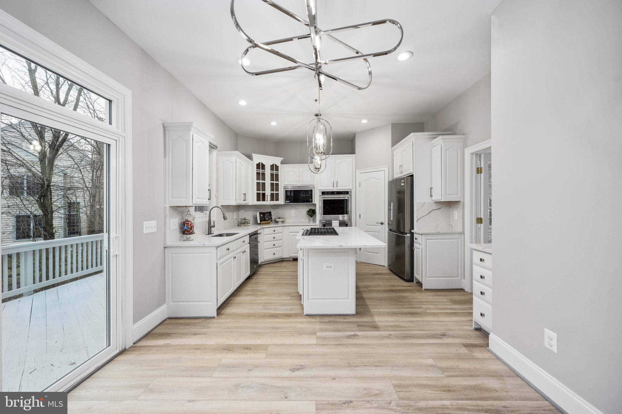 TYSONS TRACE - Residential