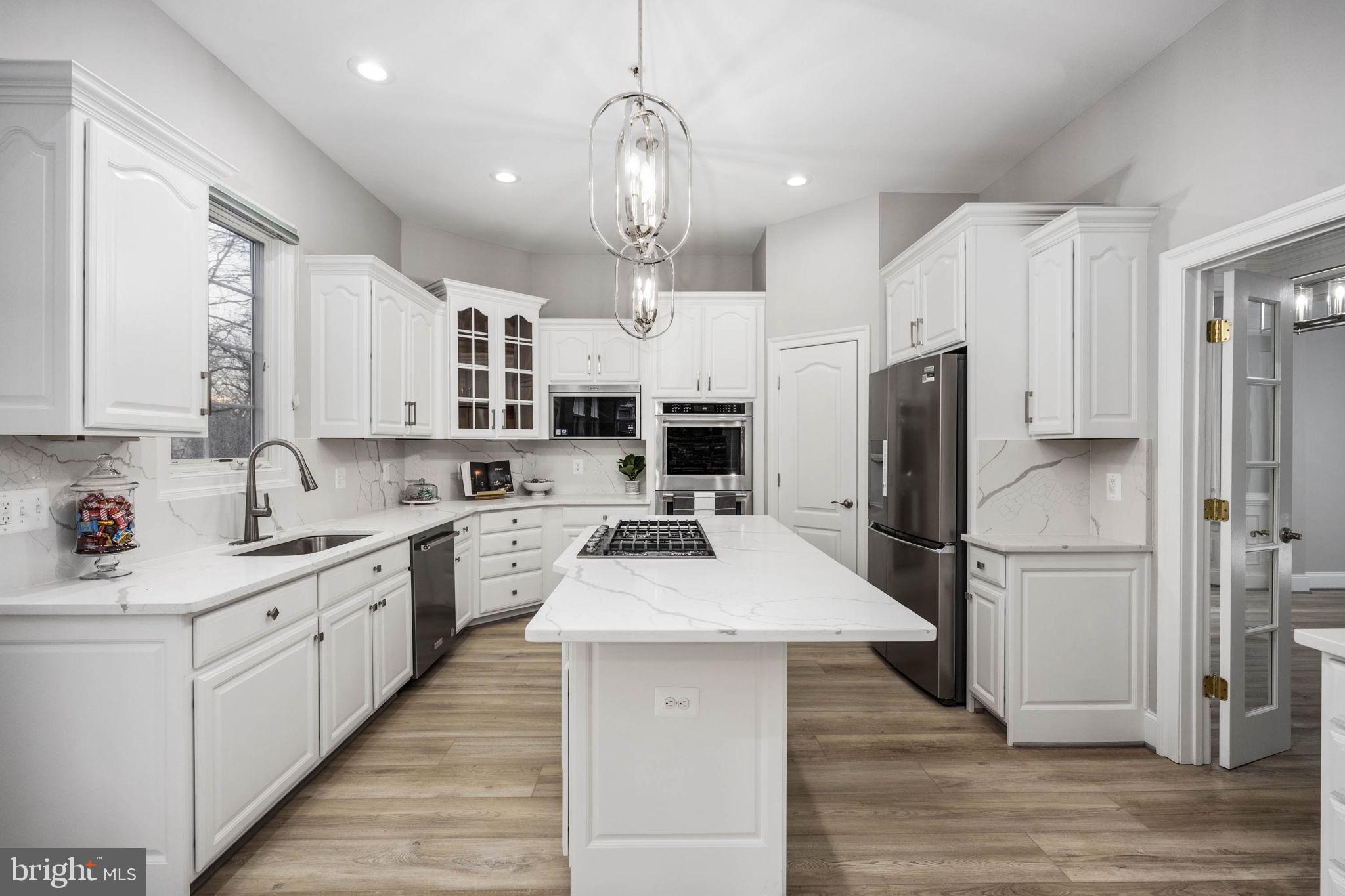 TYSONS TRACE - Residential