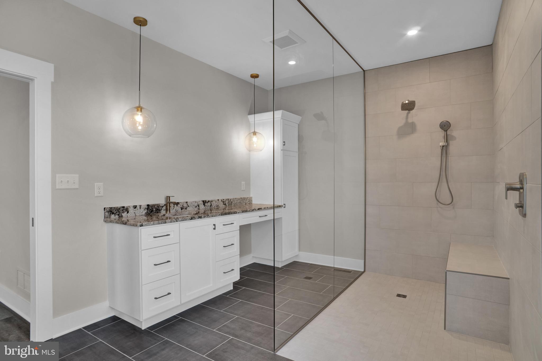 LINDENWOOD - Residential