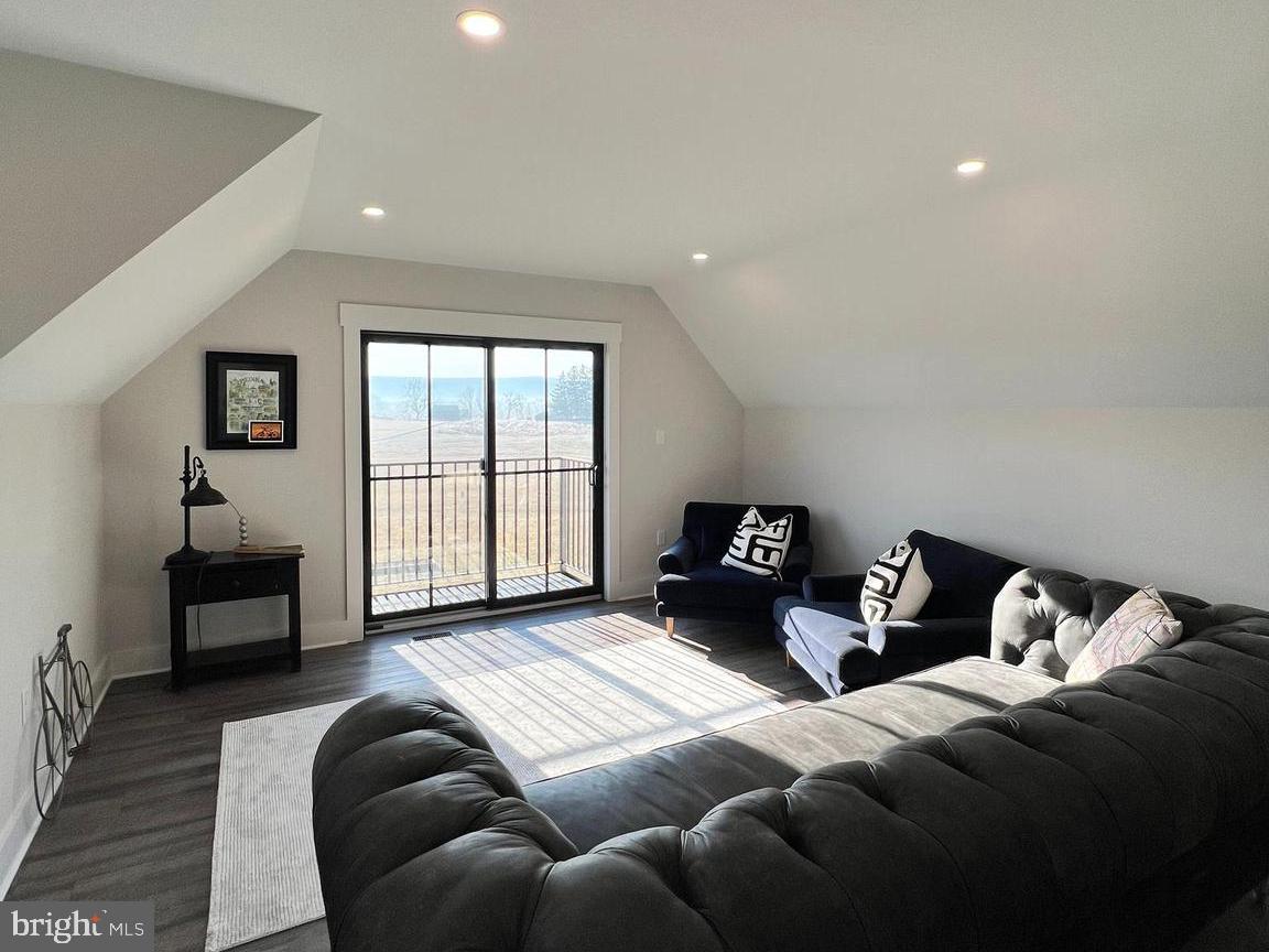 LINDENWOOD - Residential