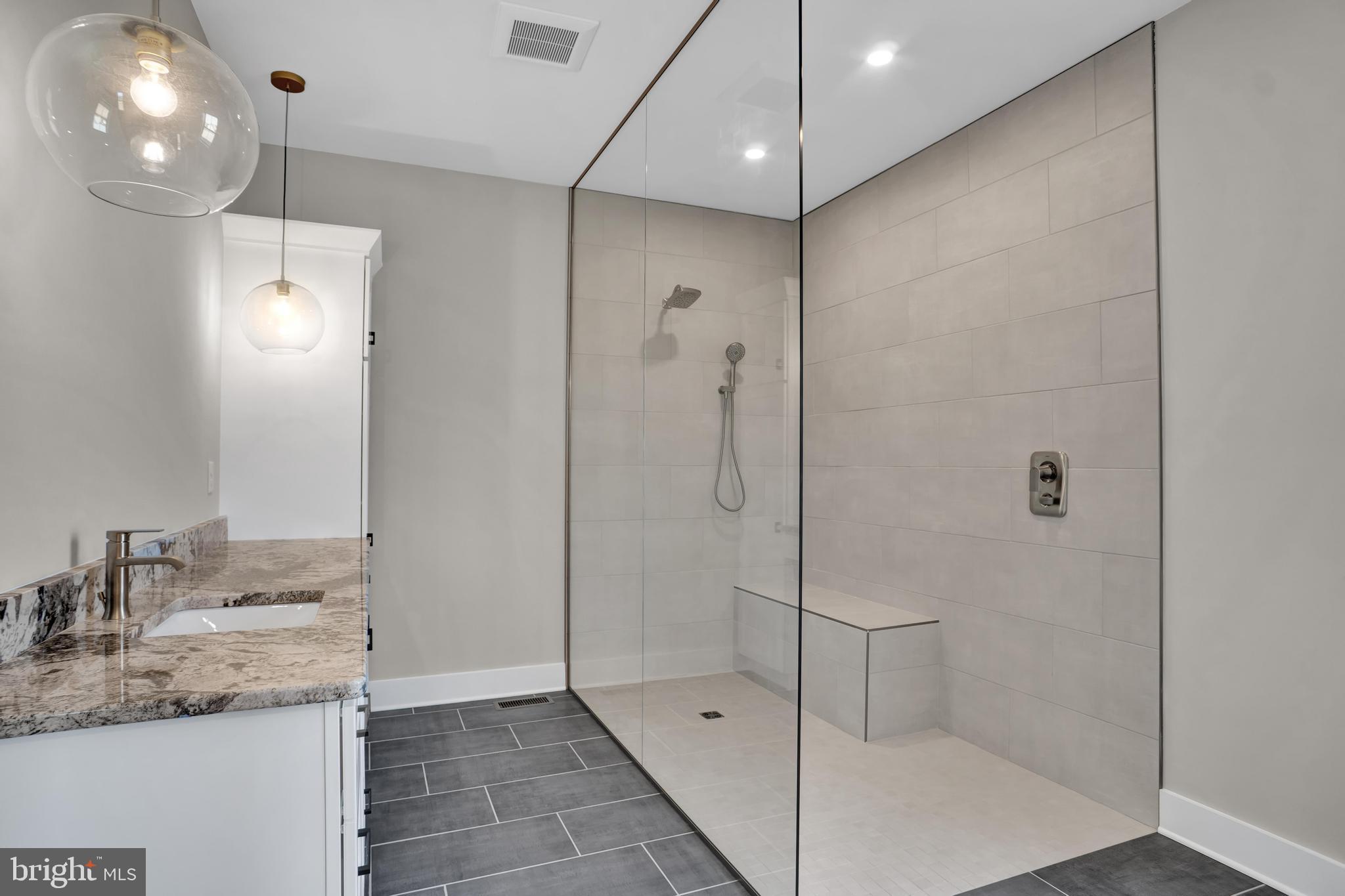 LINDENWOOD - Residential