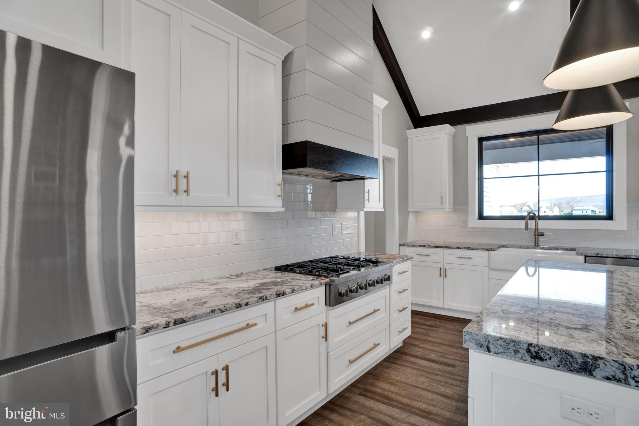 LINDENWOOD - Residential