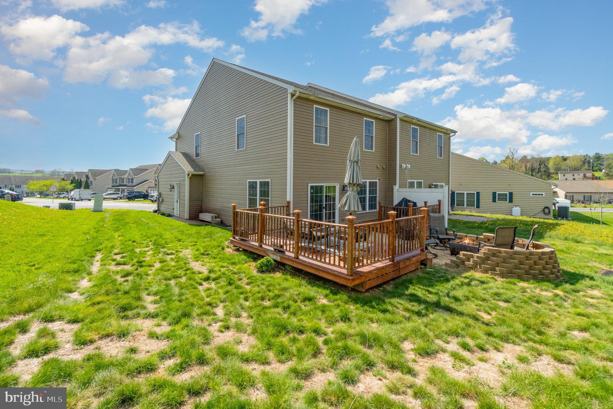 FARMSPRING ESTATES - Residential