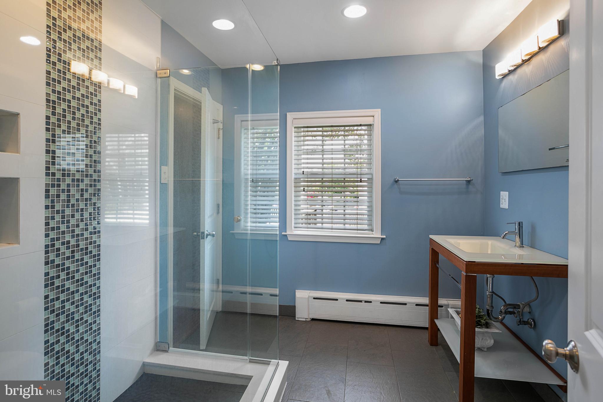 HIGHVIEW PARK - Residential