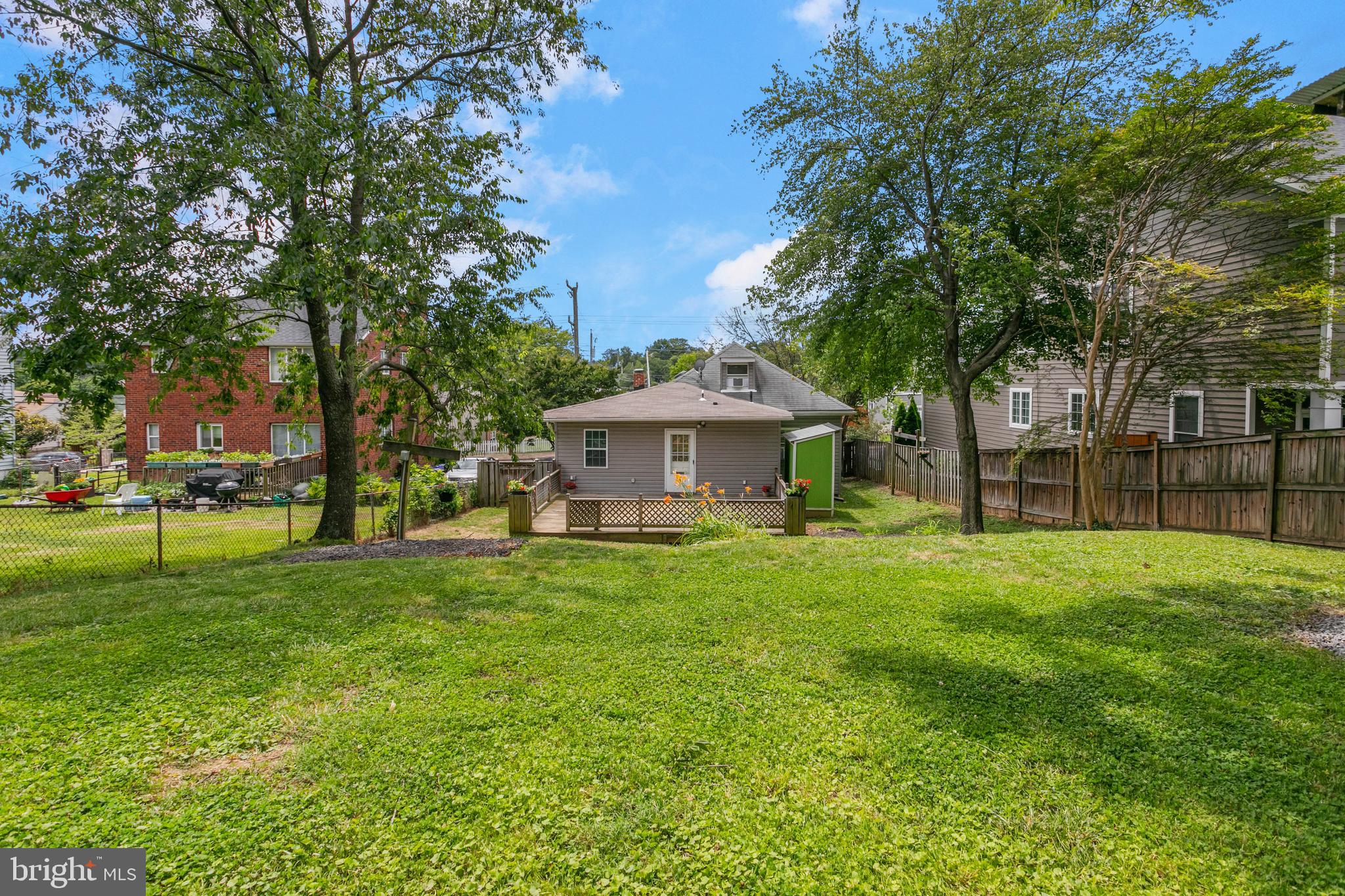 HIGHVIEW PARK - Residential