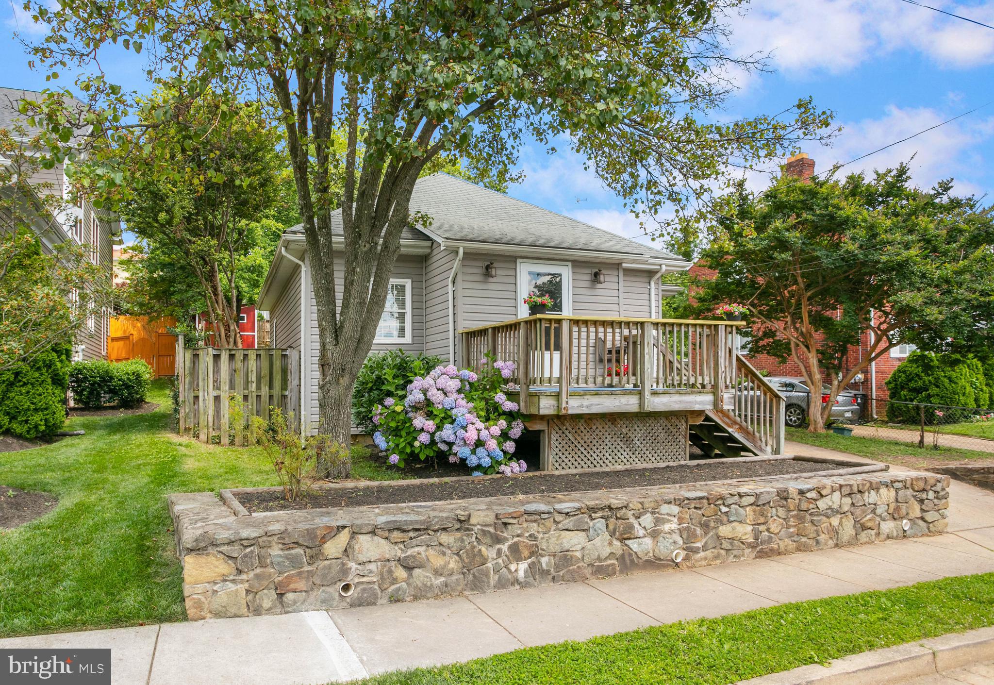 HIGHVIEW PARK - Residential